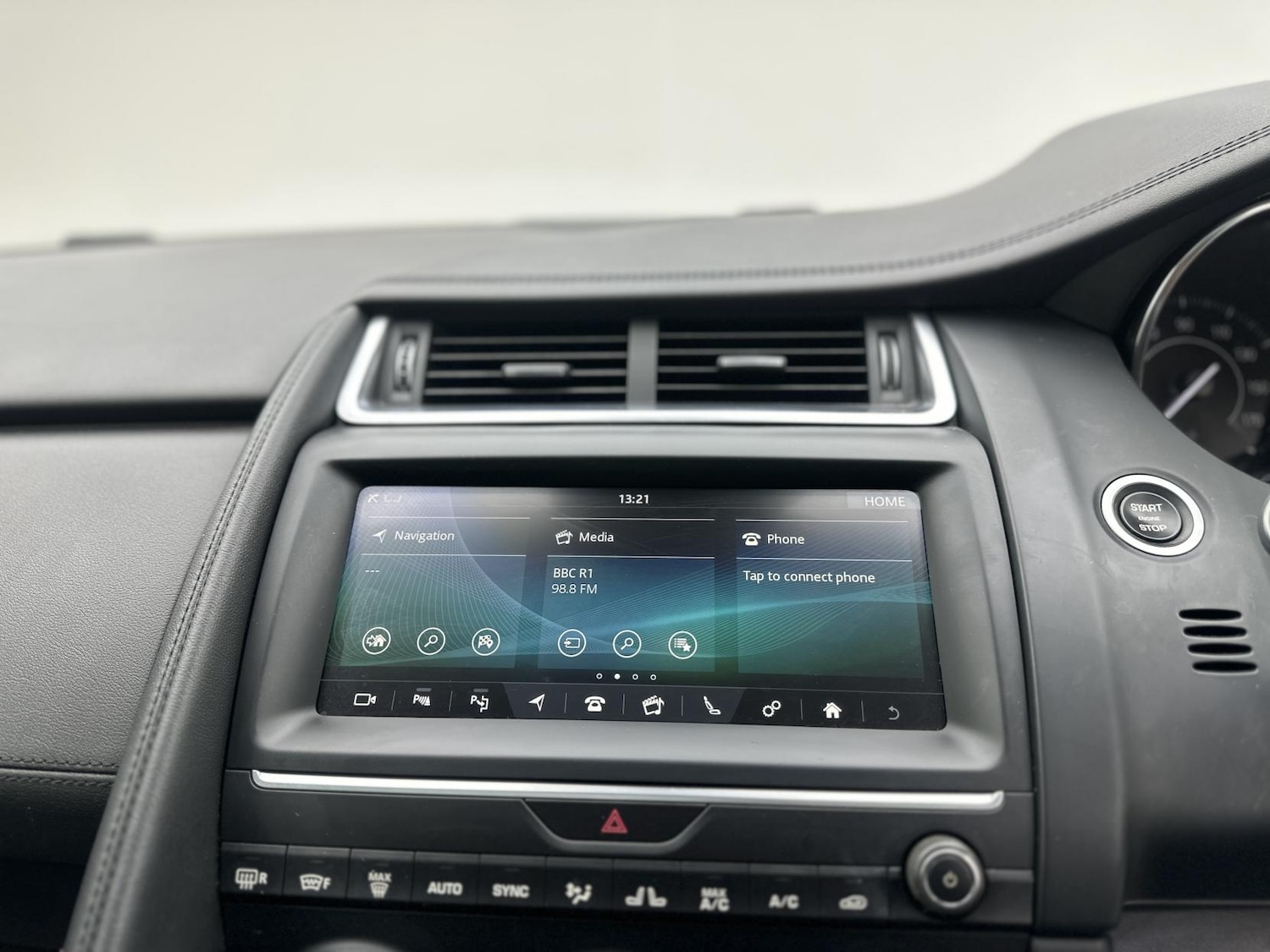 Used Jaguar E-Pace 2018 for sale - 78170032: Photo 43