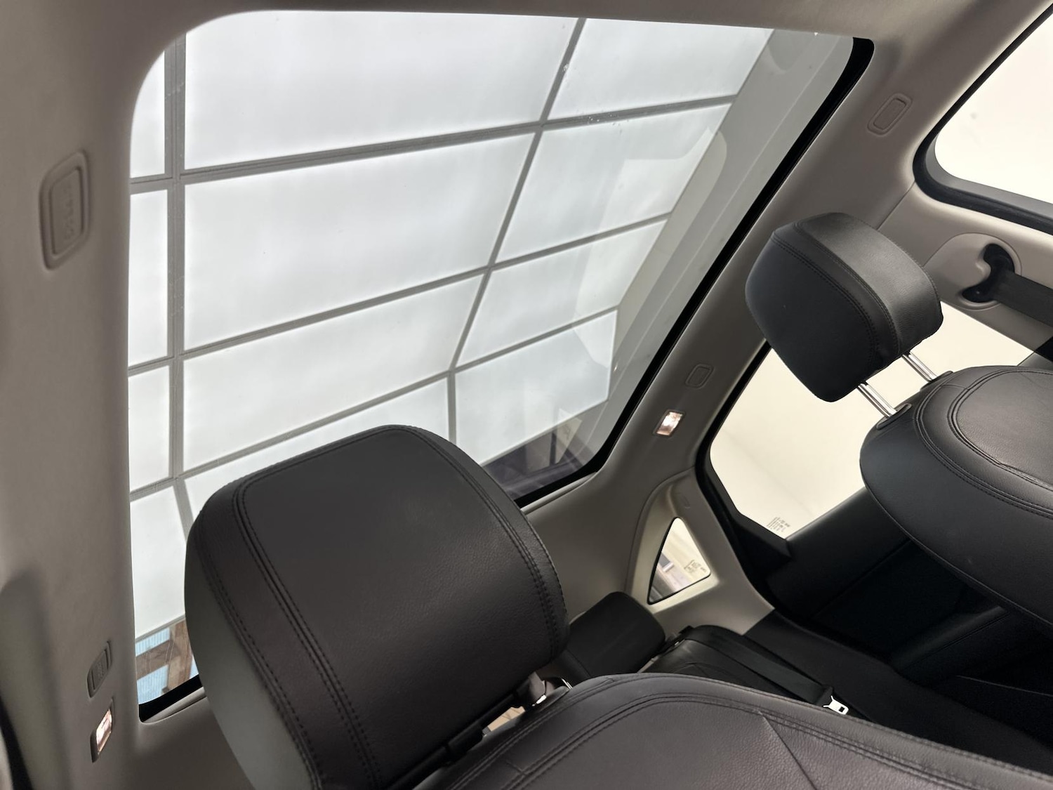 Used Jaguar E-Pace 2018 for sale - 78170032: Photo 8