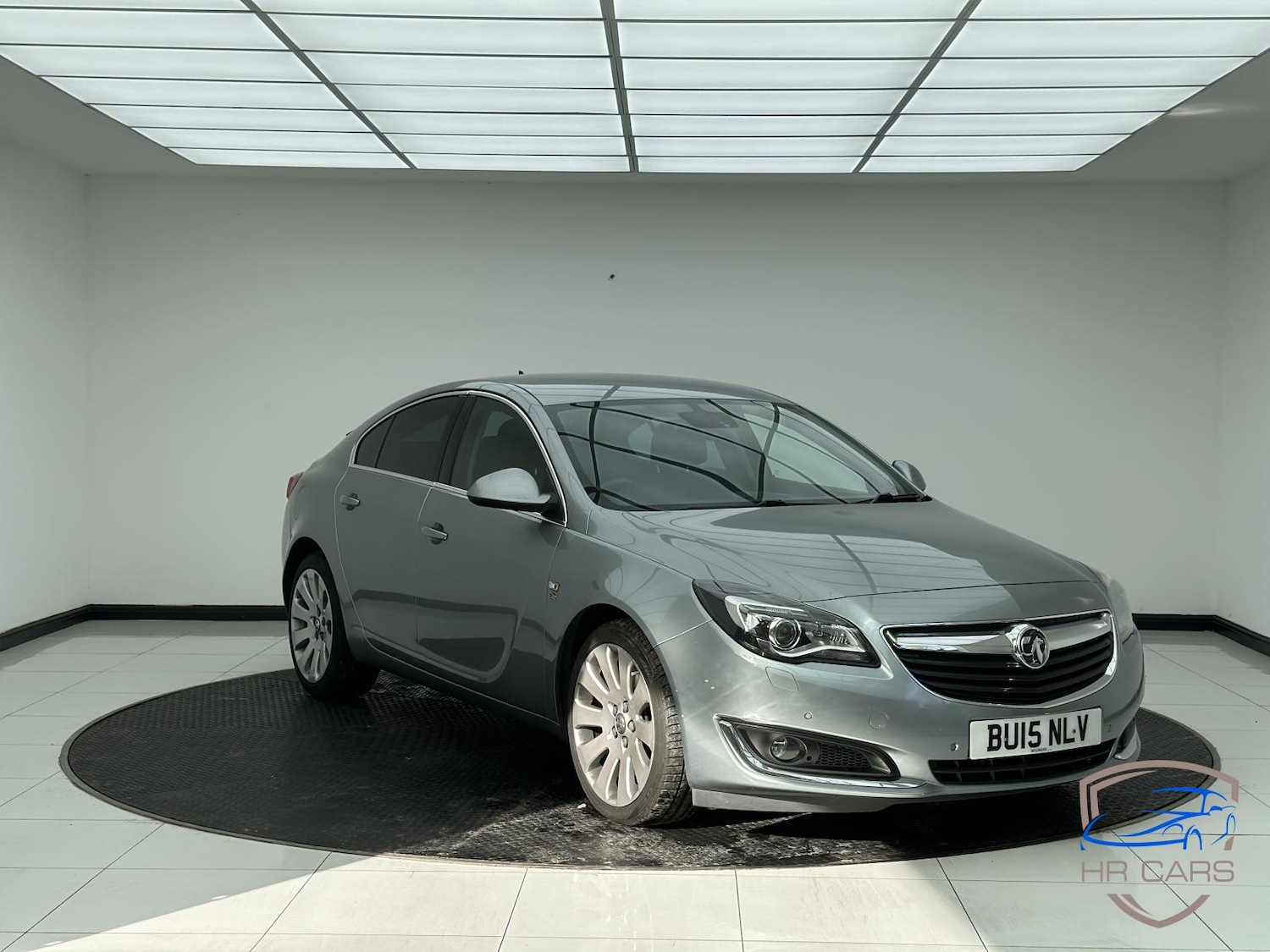Used Vauxhall Insignia 2015 for sale - 76344876: Photo 1