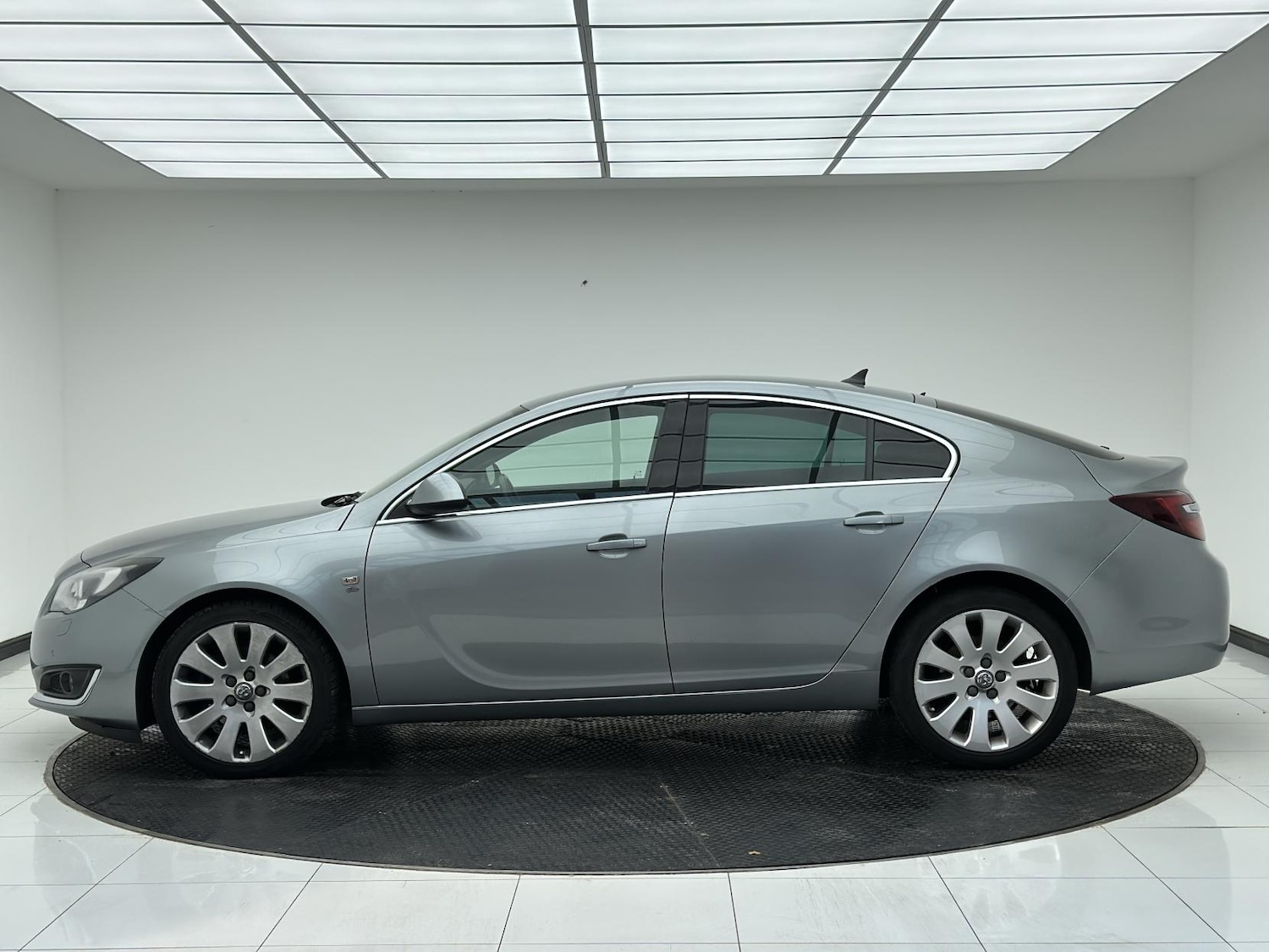 Used Vauxhall Insignia 2015 for sale - 76344876: Photo 10
