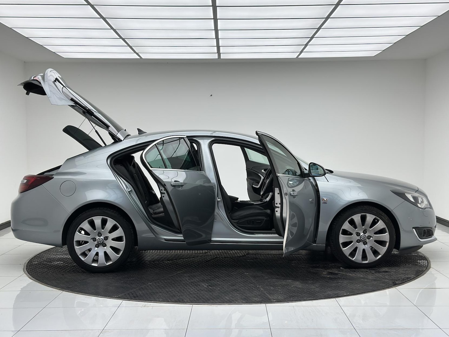Used Vauxhall Insignia 2015 for sale - 76344876: Photo 11