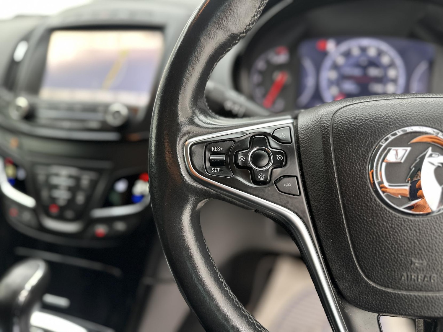 Used Vauxhall Insignia 2015 for sale - 76344876: Photo 26