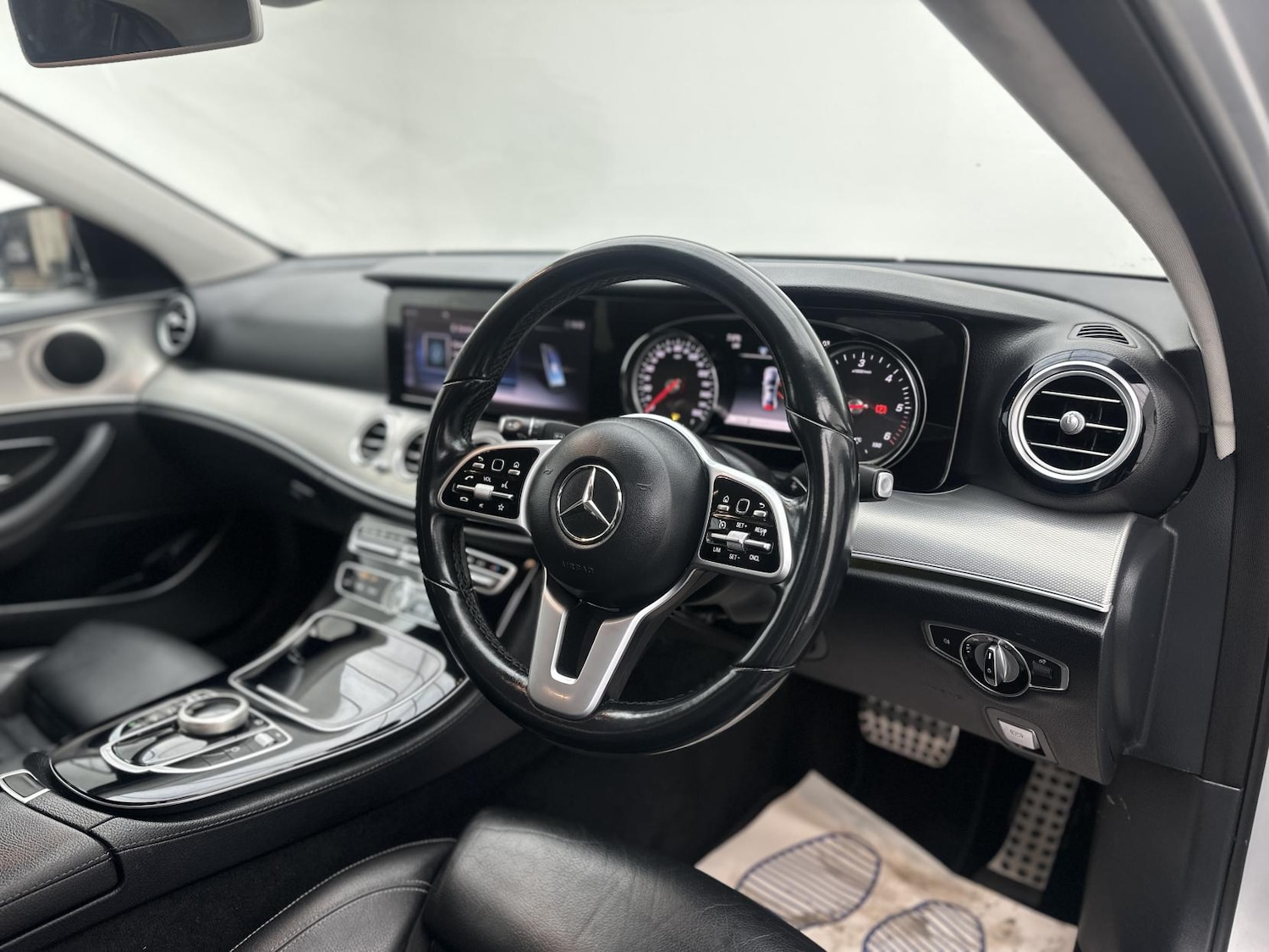 Used Mercedes-Benz E Class 2018 for sale - 77228506: Photo 16