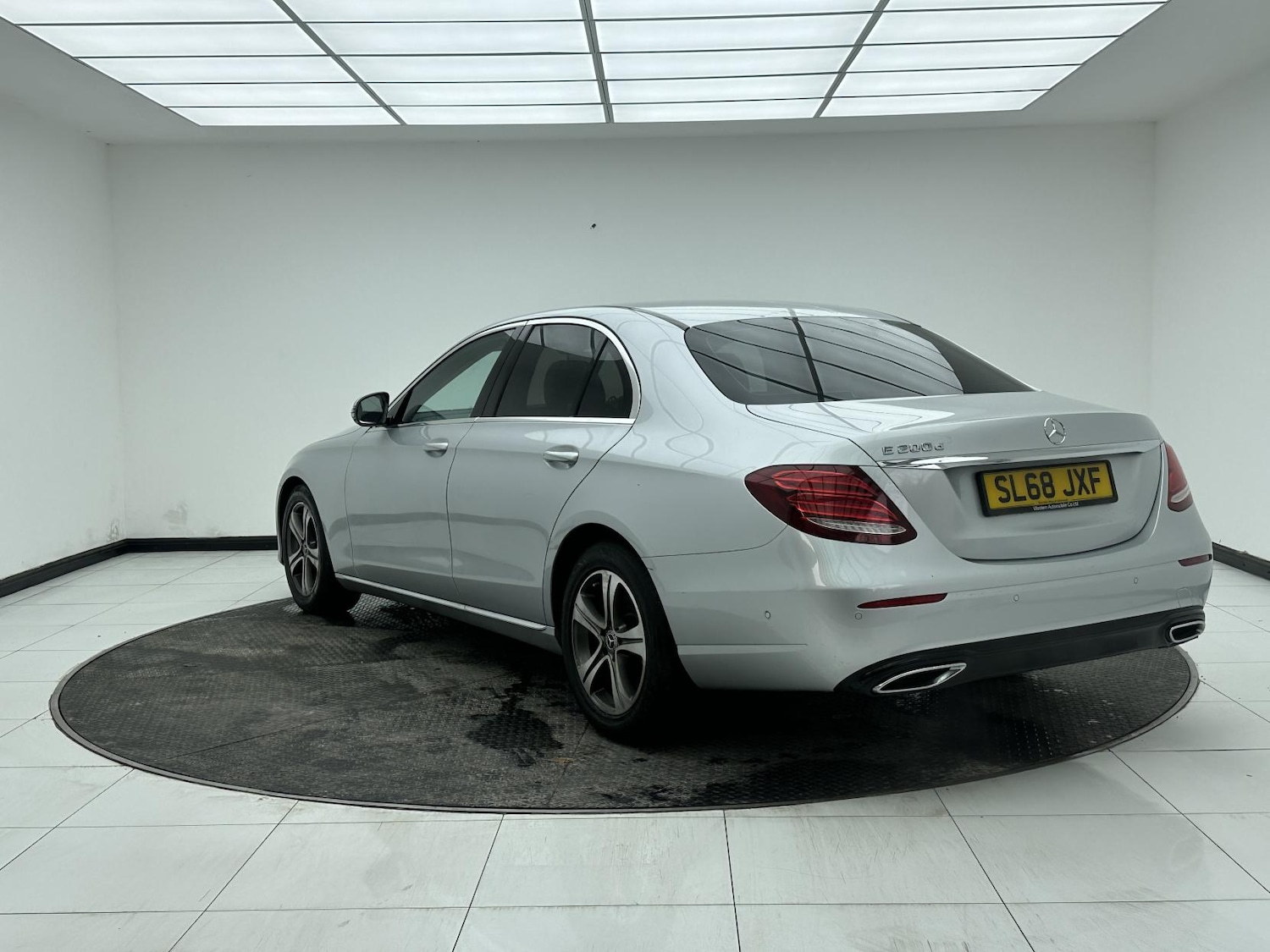 Used Mercedes-Benz E Class 2018 for sale - 77228506: Photo 6