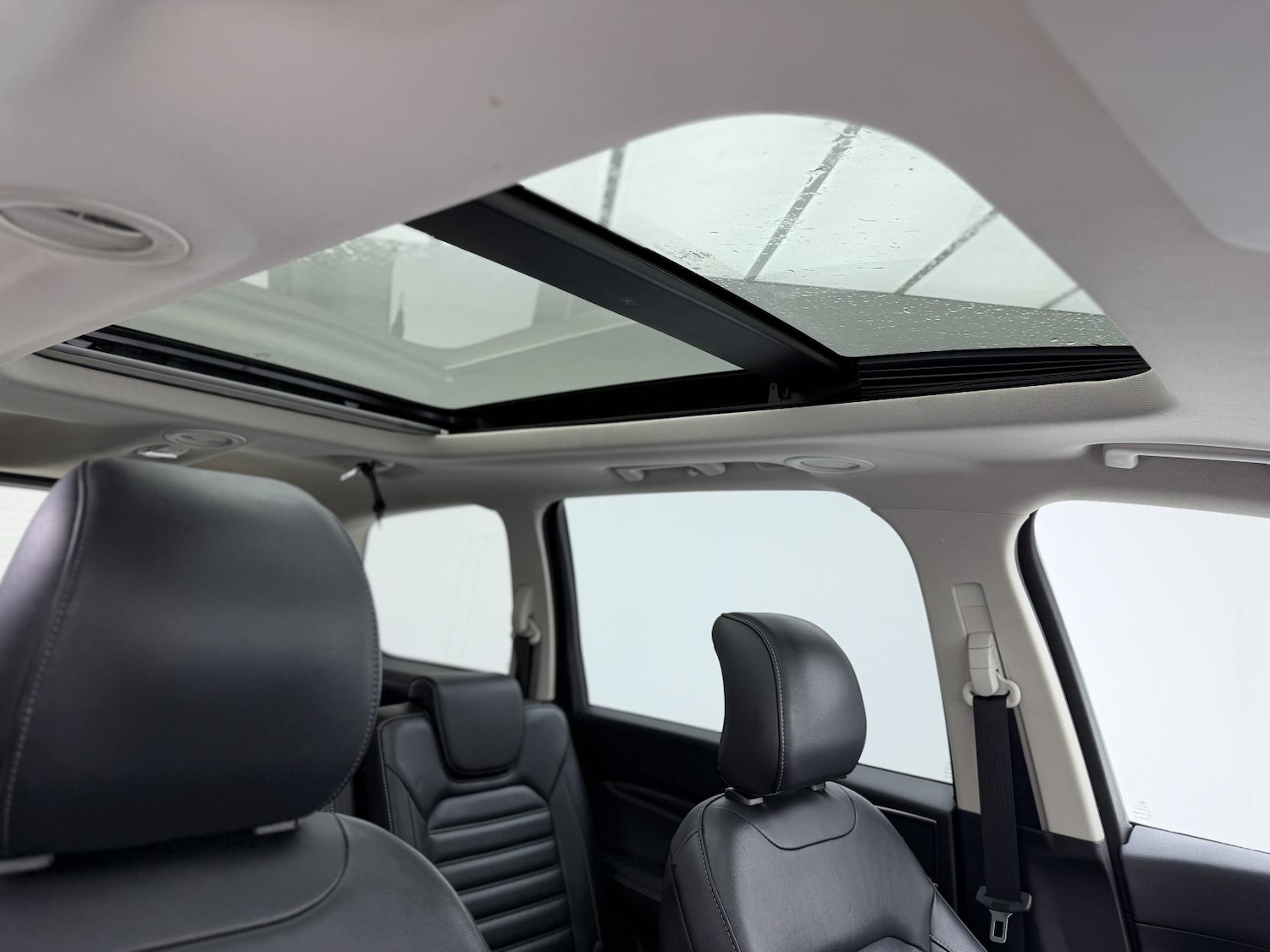 Used Ford Galaxy 2016 for sale - 76497781: Photo 11