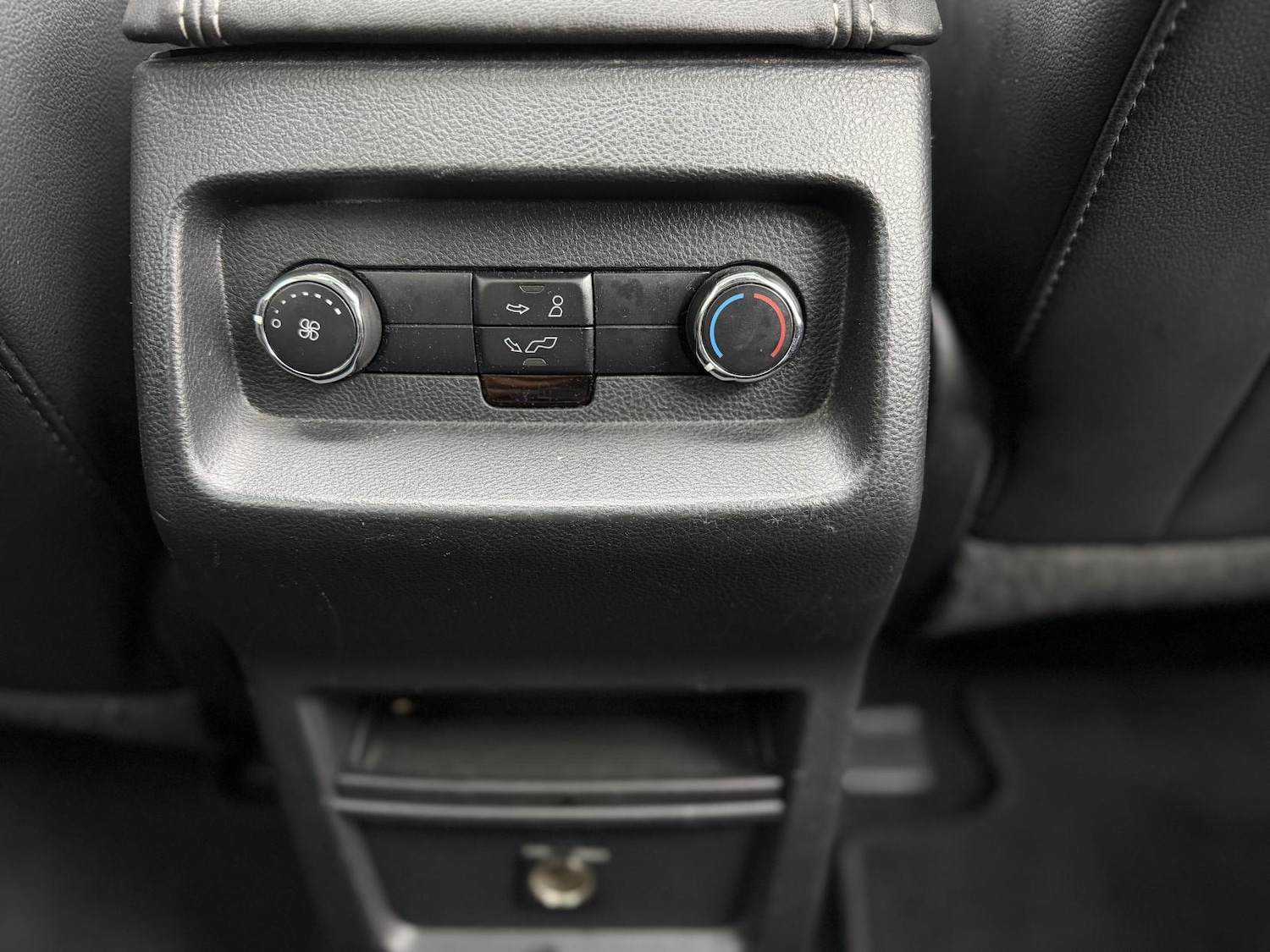 Used Ford Galaxy 2016 for sale - 76497781: Photo 25