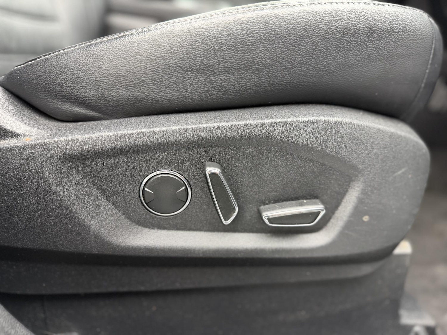 Used Ford Galaxy 2016 for sale - 76497781: Photo 28