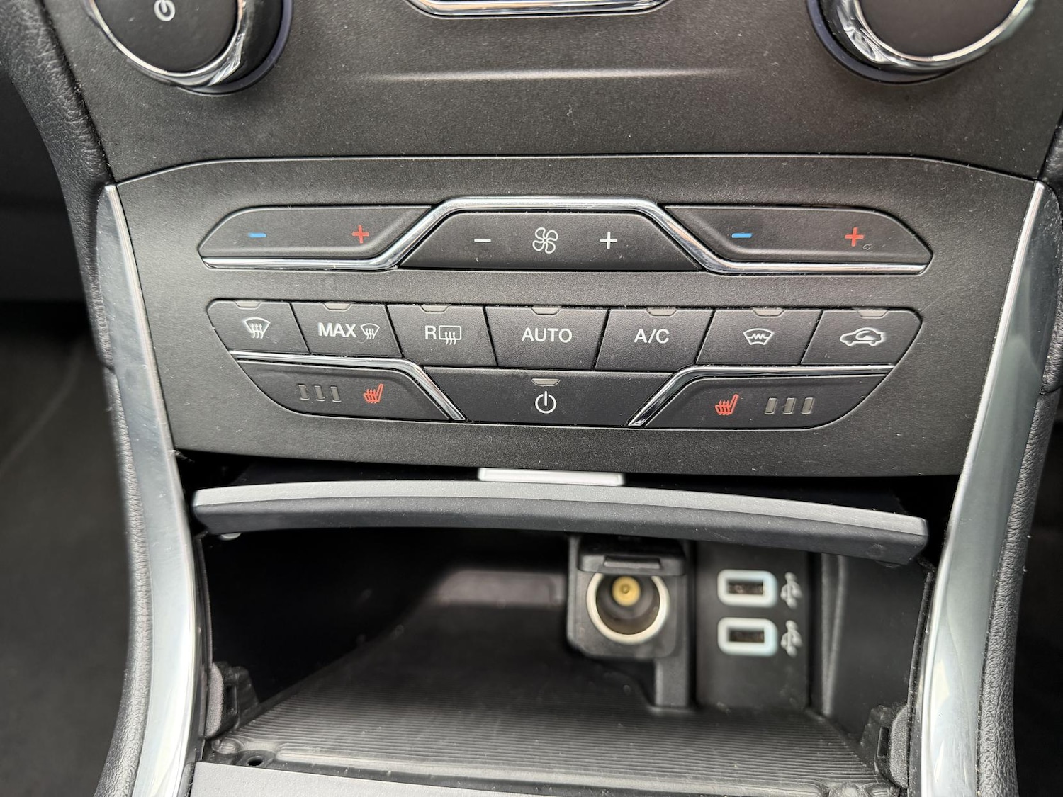 Used Ford Galaxy 2016 for sale - 76497781: Photo 31