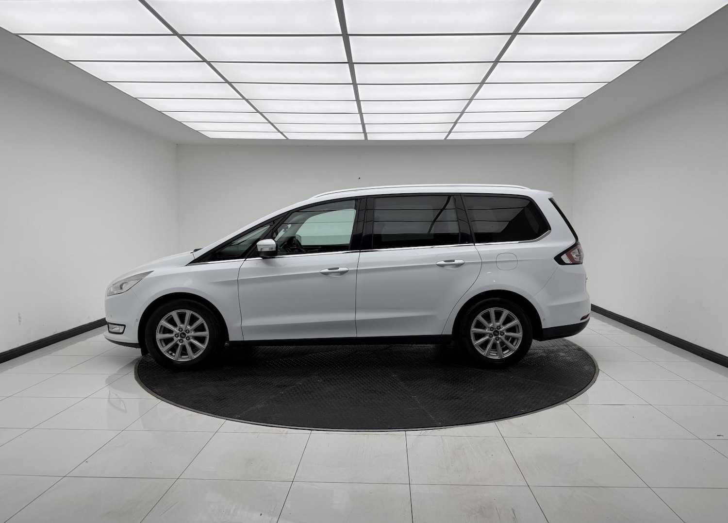 Used Ford Galaxy 2016 for sale - 76497781: Photo 6