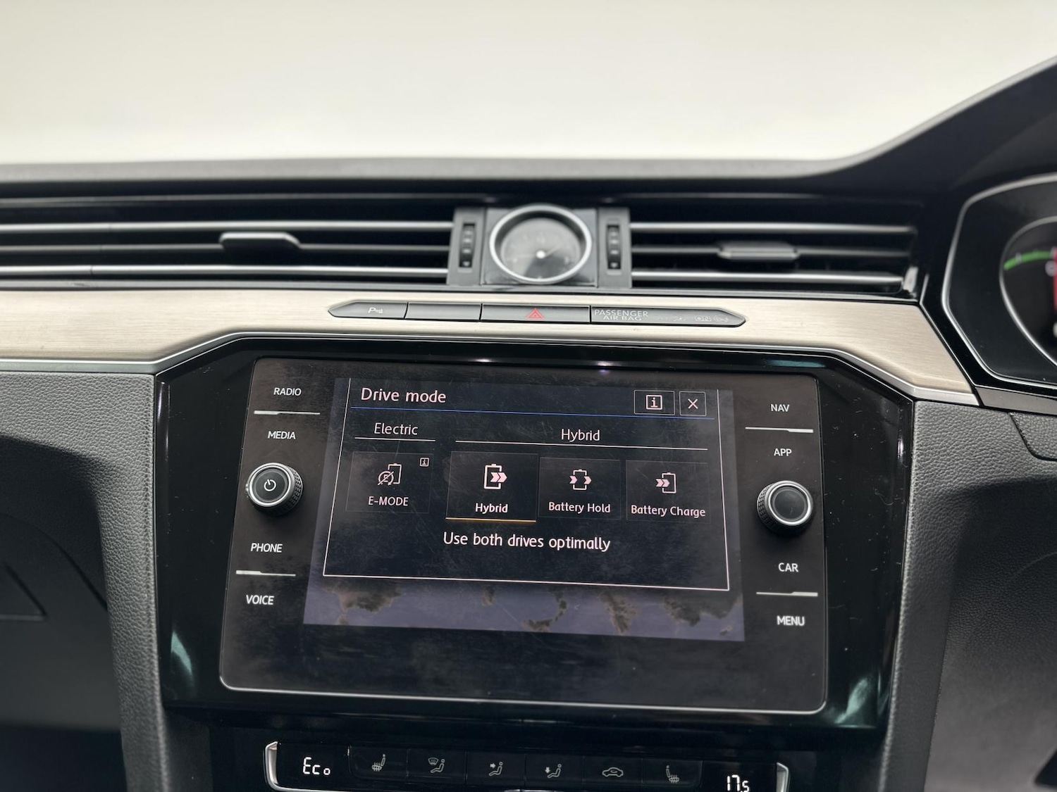 Used Volkswagen Passat 2017 for sale - 76714085: Photo 41