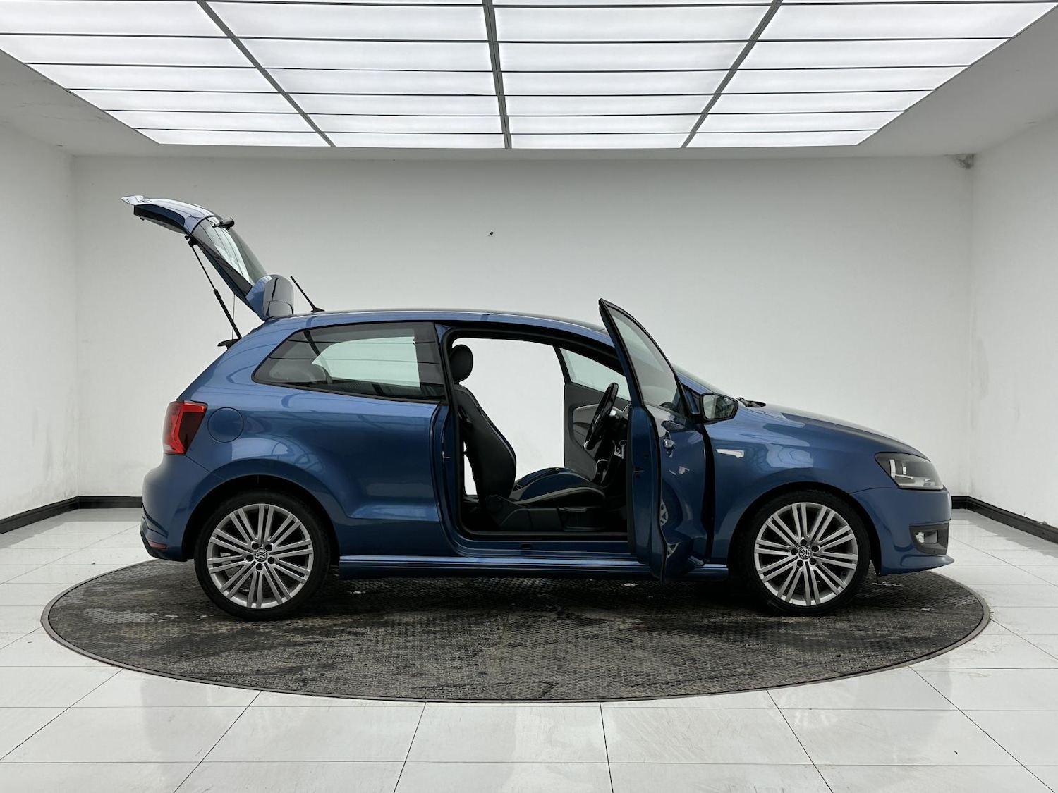 Used Volkswagen Polo 2017 for sale - 77619388: Photo 13