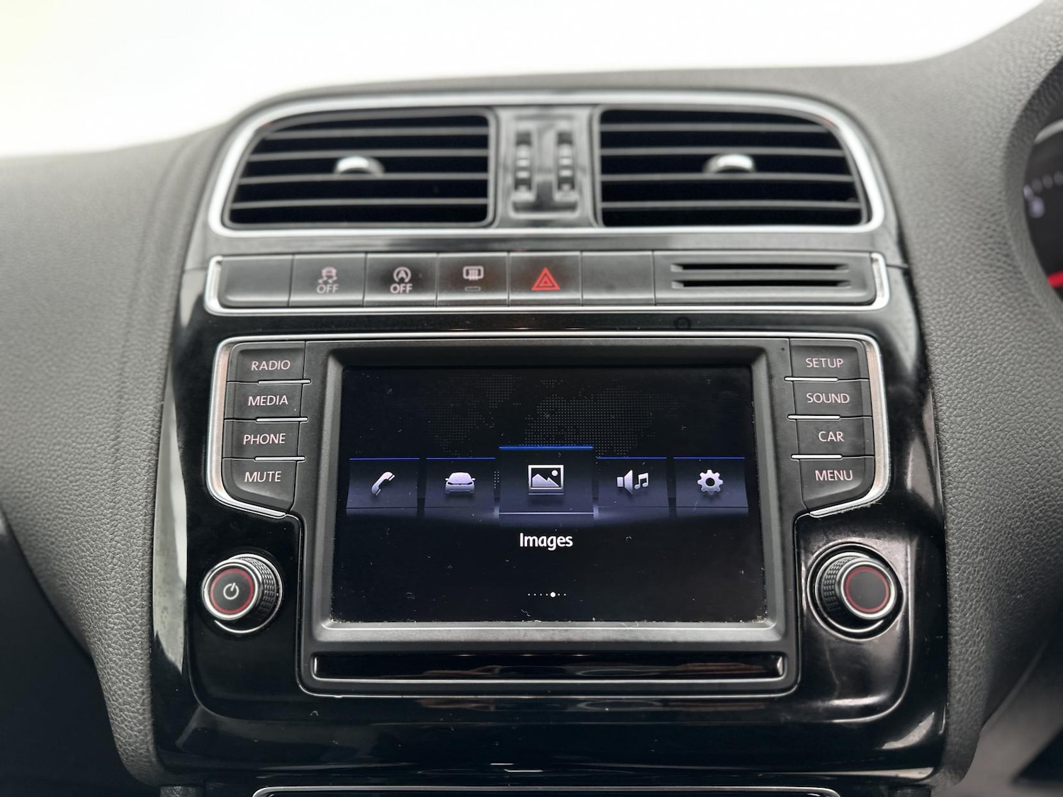 Used Volkswagen Polo 2017 for sale - 77619388: Photo 34