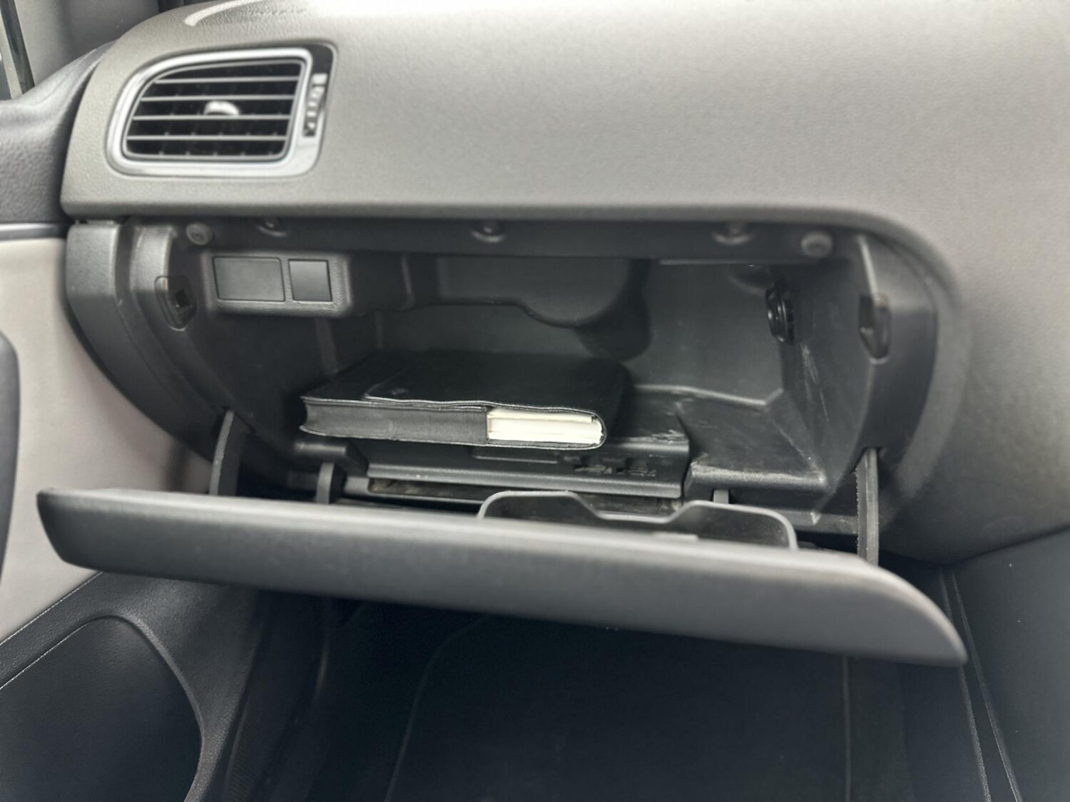 Used Volkswagen Polo 2017 for sale - 77619388: Photo 40