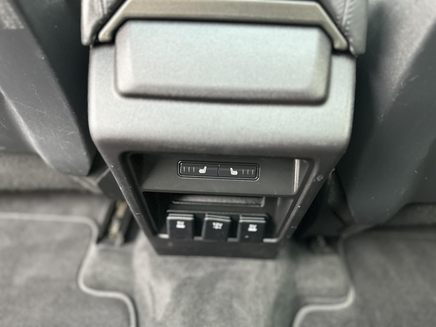 Vehicle 33