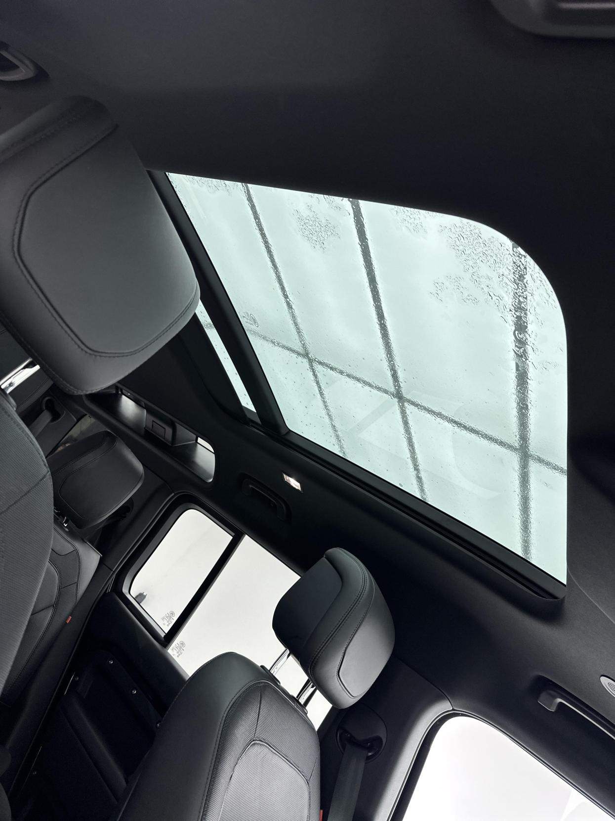 Used Land Rover Defender 2024 for sale - 77906975: Photo 22