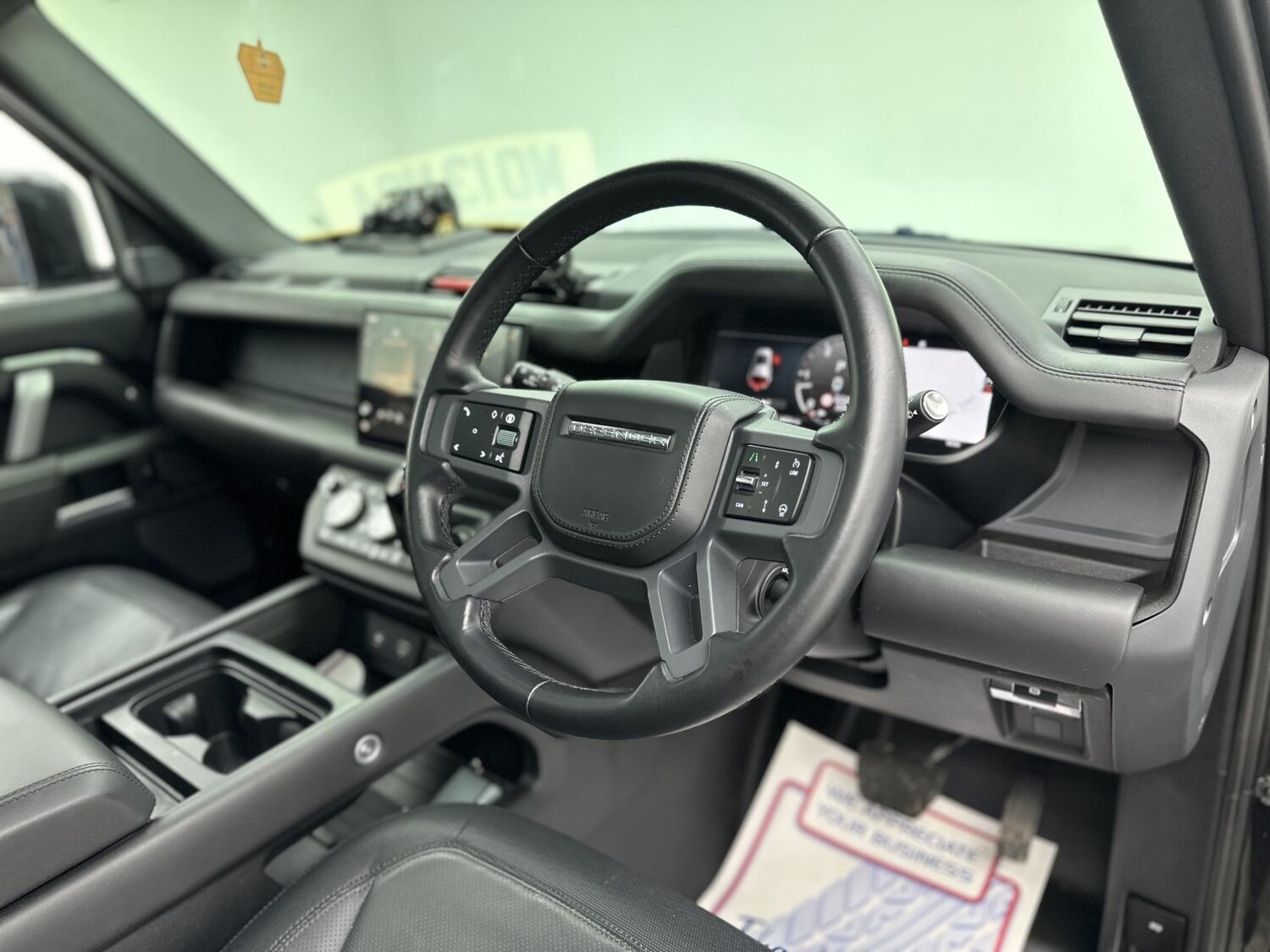 Used Land Rover Defender 2024 for sale - 77906975: Photo 23