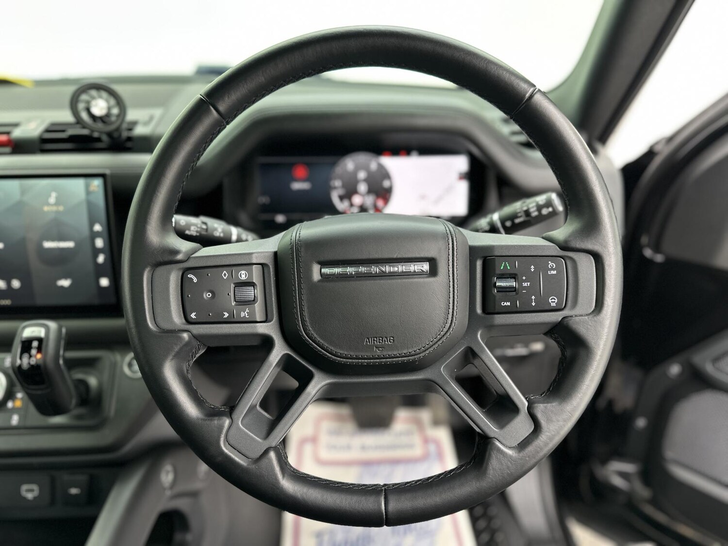 Used Land Rover Defender 2024 for sale - 77906975: Photo 26