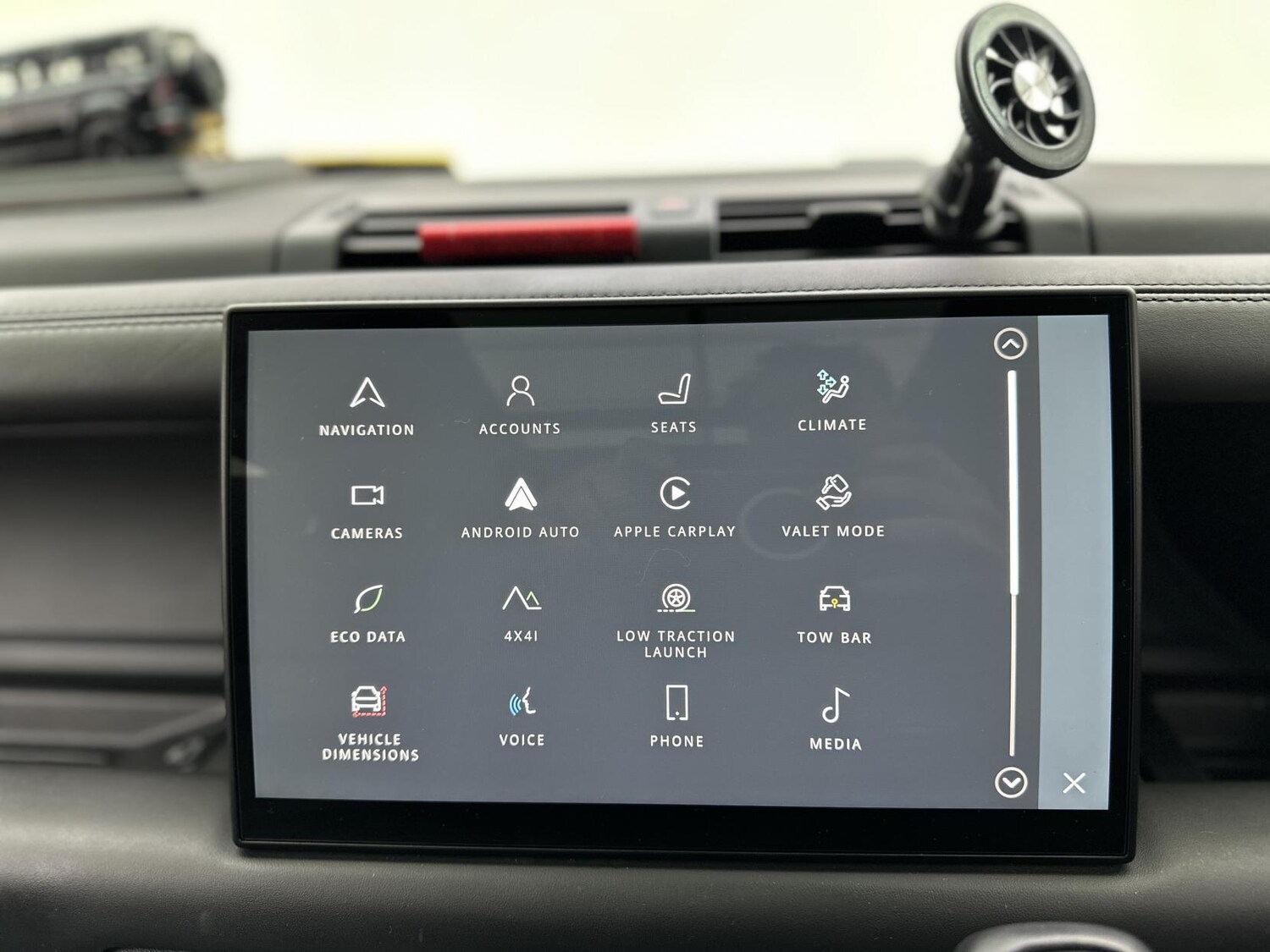 Used Land Rover Defender 2024 for sale - 77906975: Photo 47