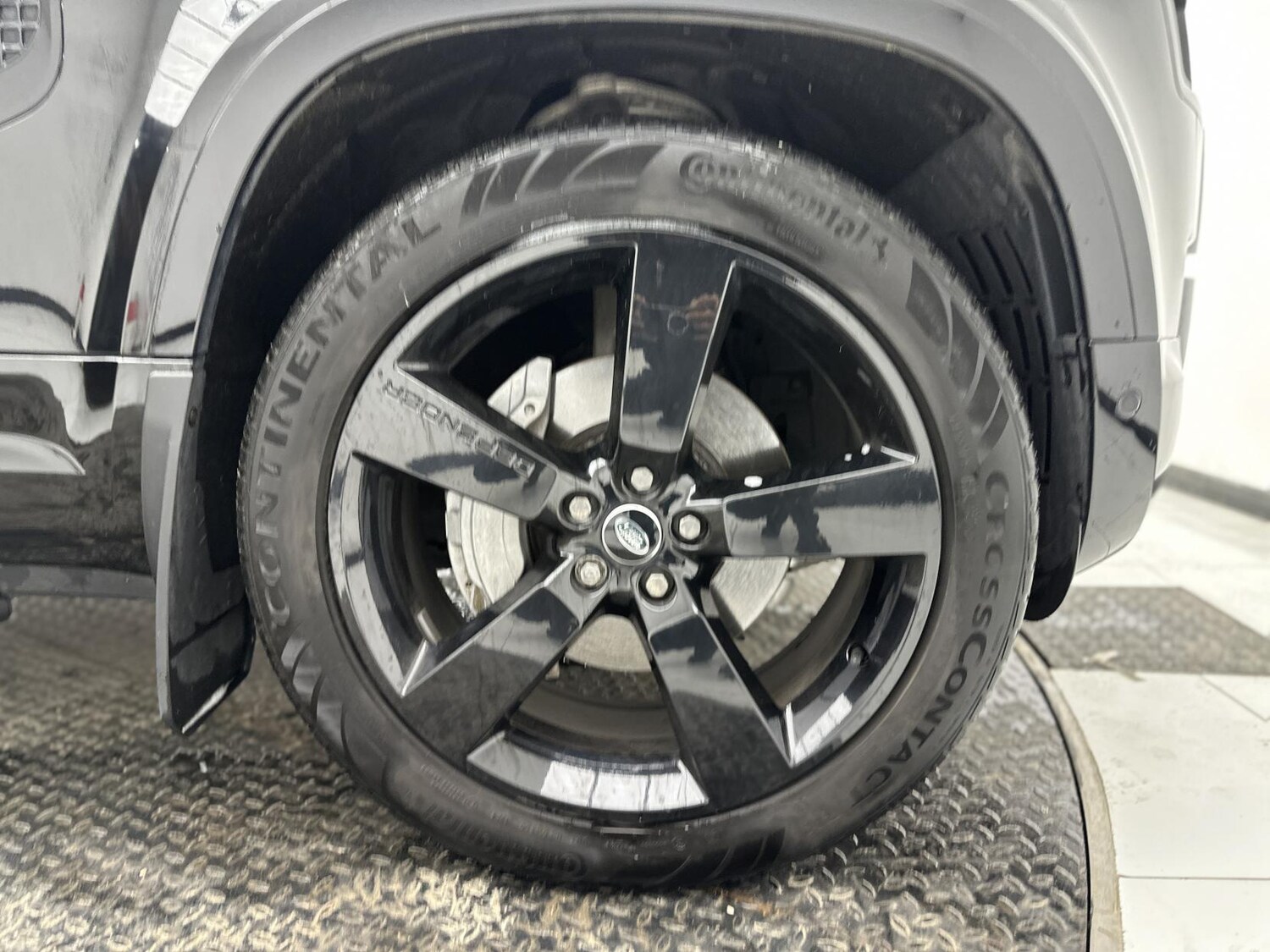 Used Land Rover Defender 2024 for sale - 77906975: Photo 62