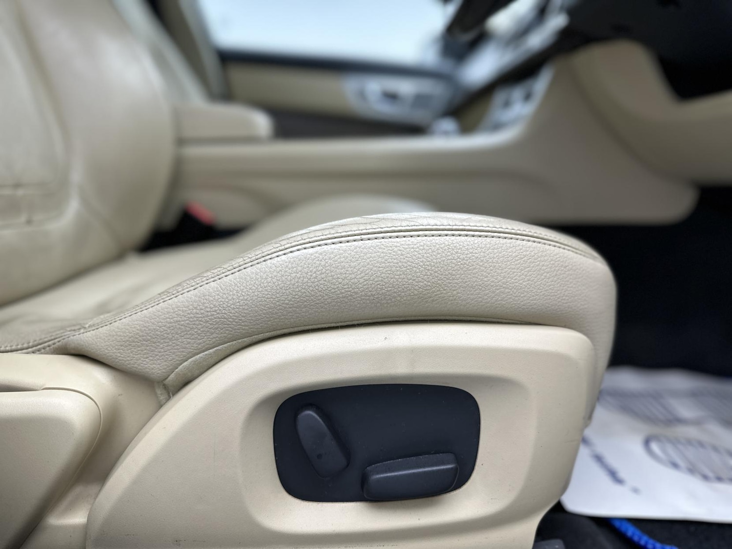 Used Jaguar XF 2014 for sale - 76375744: Photo 16