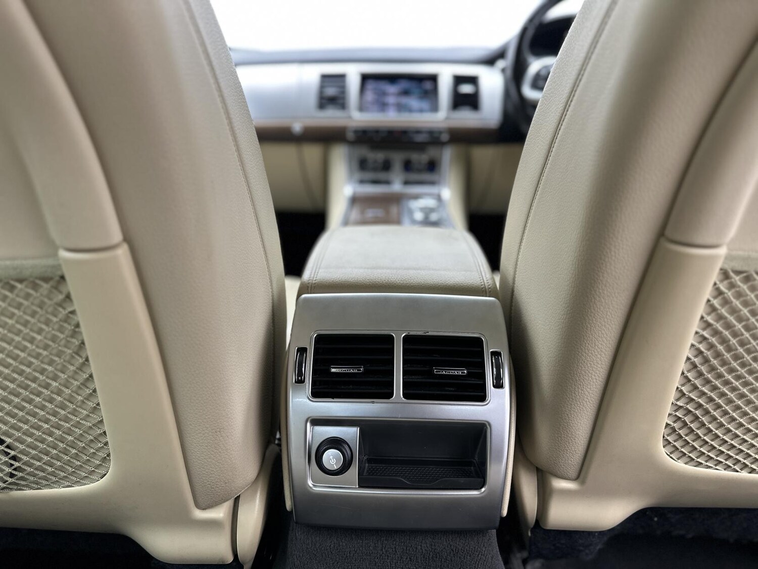 Used Jaguar XF 2014 for sale - 76375744: Photo 22