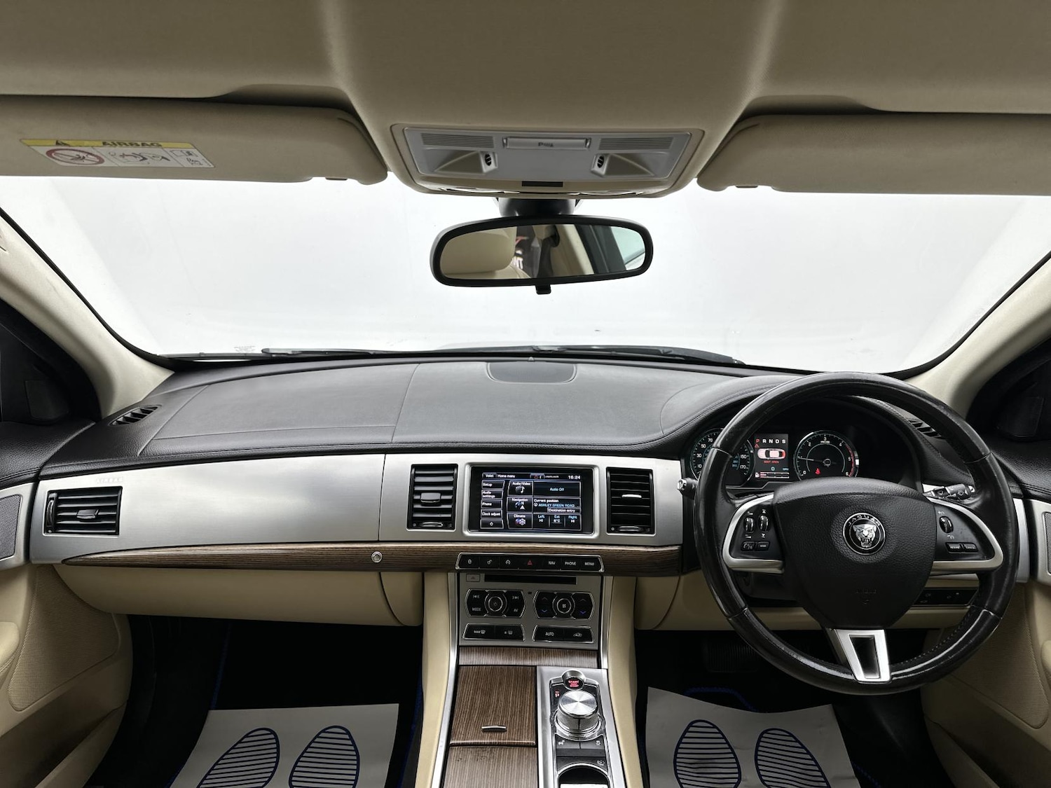 Used Jaguar XF 2014 for sale - 76375744: Photo 23