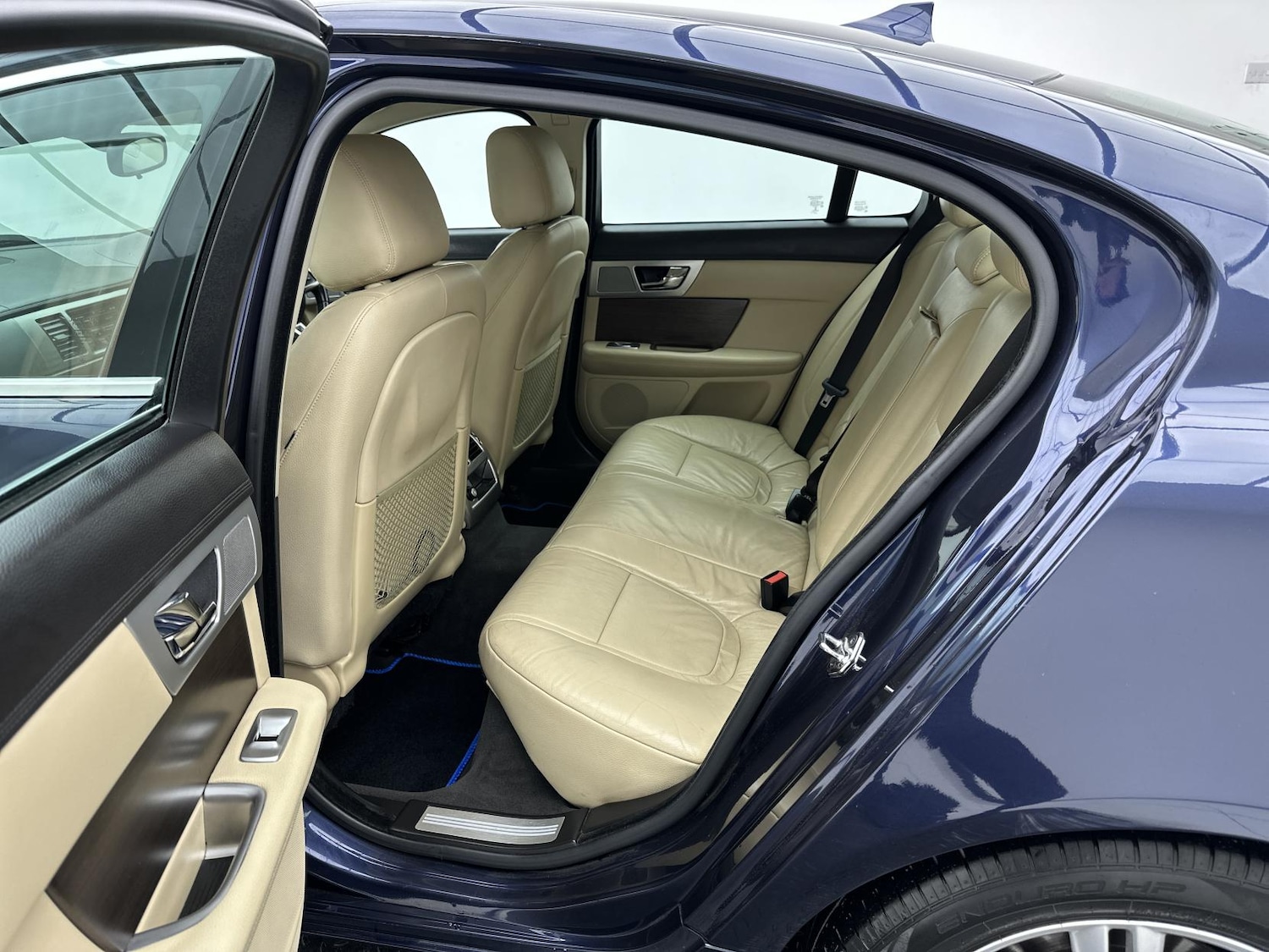 Used Jaguar XF 2014 for sale - 76375744: Photo 27