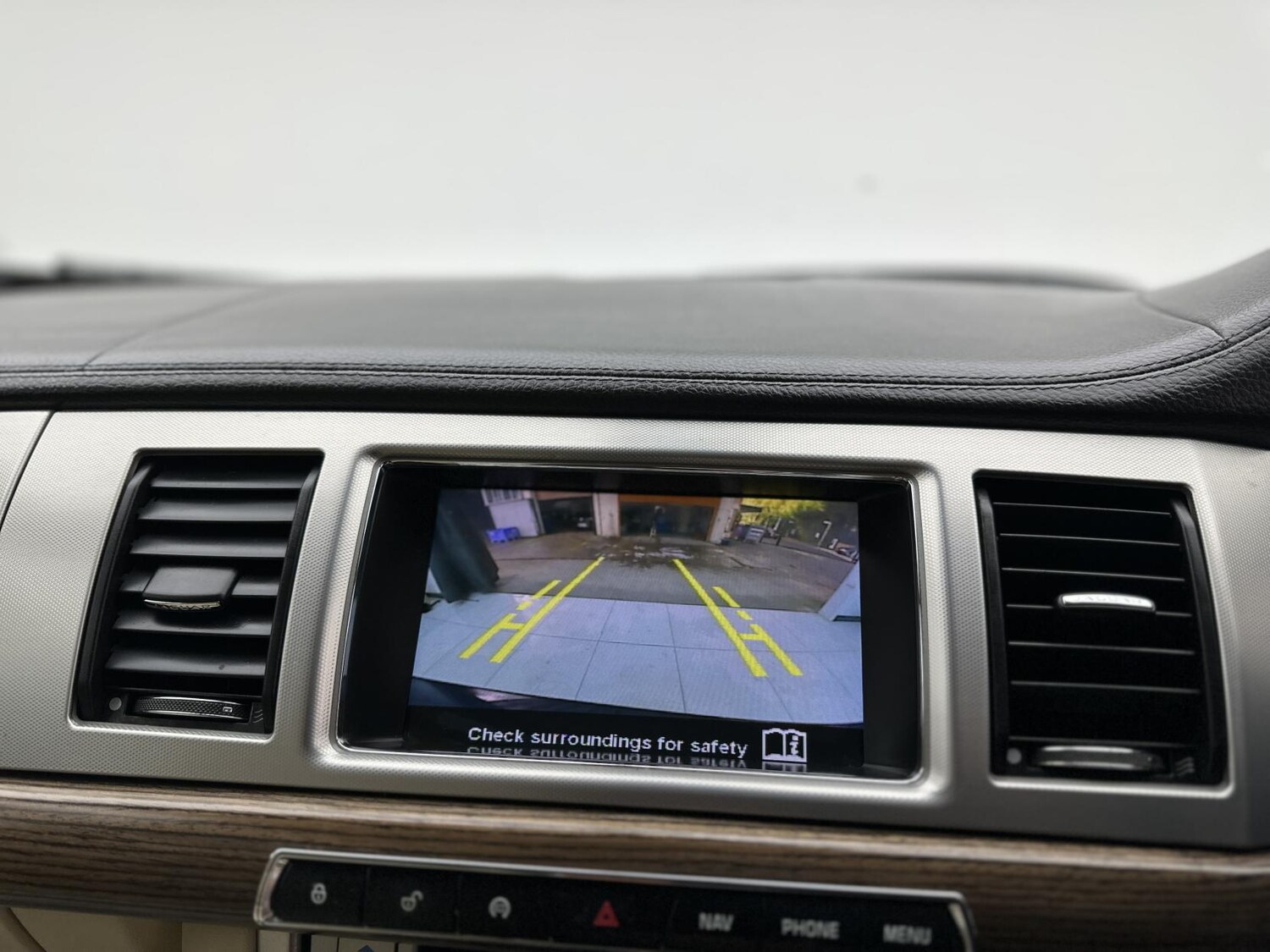 Used Jaguar XF 2014 for sale - 76375744: Photo 43