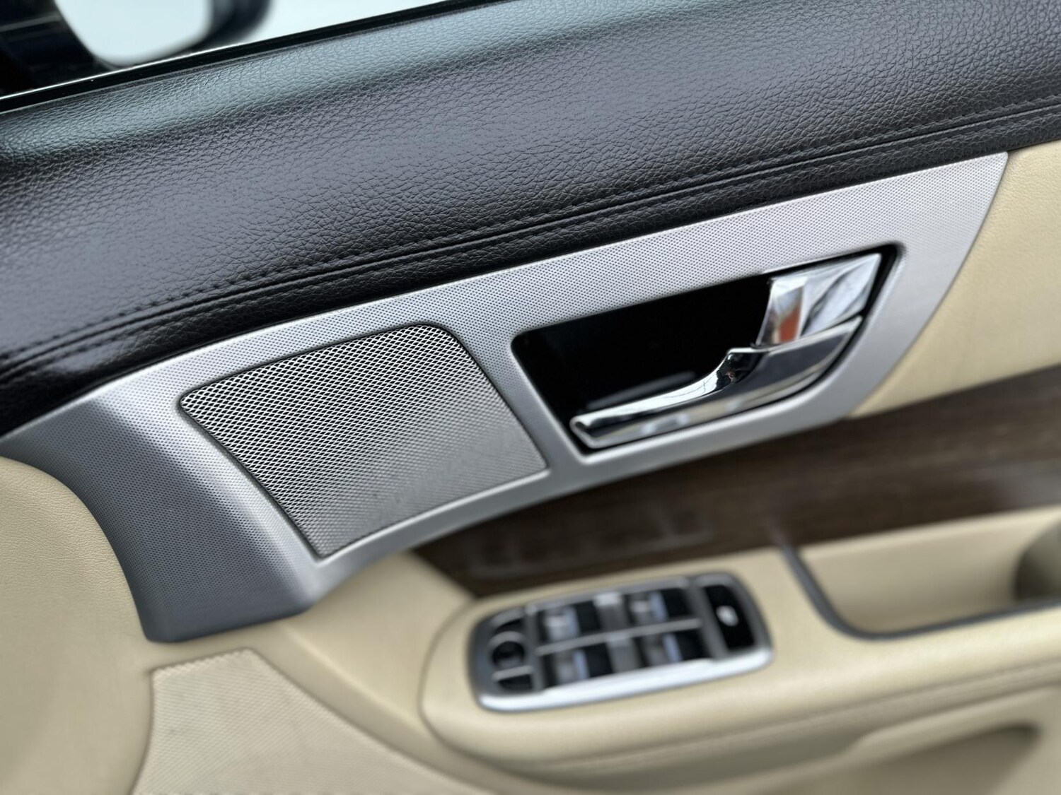 Used Jaguar XF 2014 for sale - 76375744: Photo 51