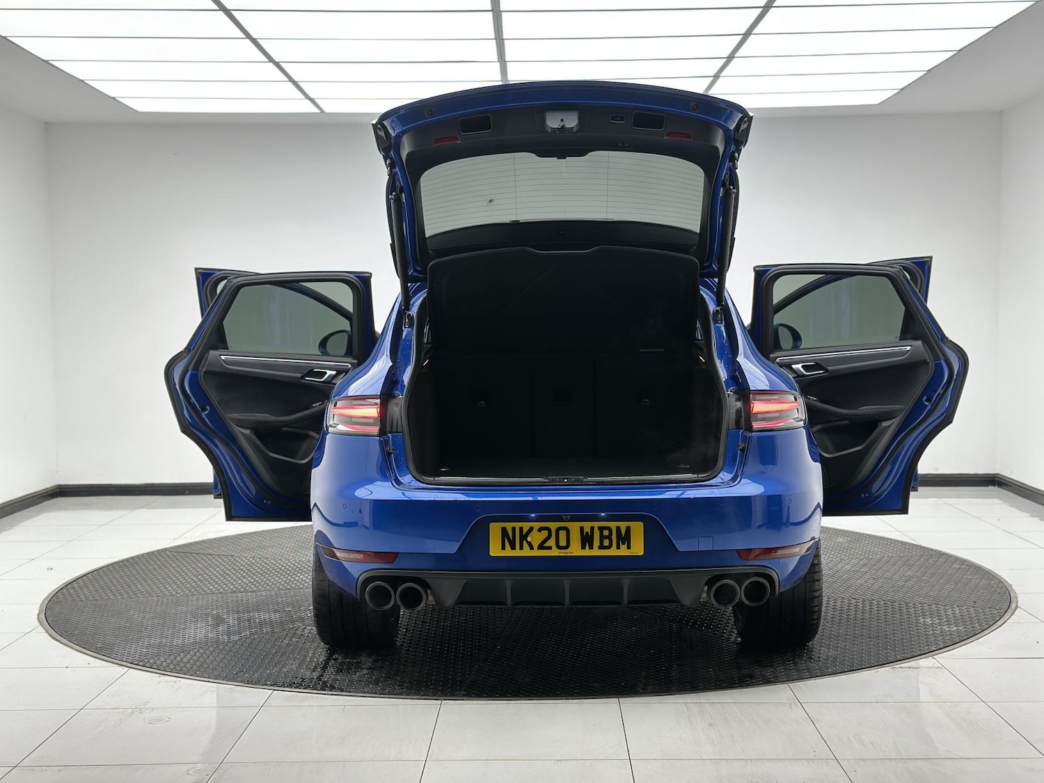 Used Porsche Macan 2020 for sale - 76452692: Photo 12