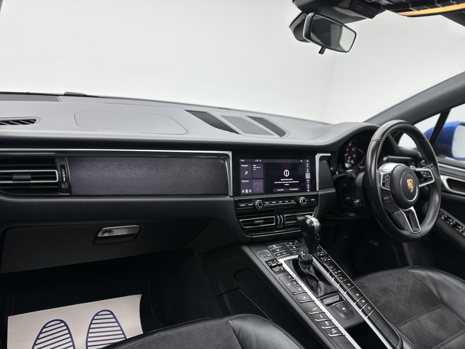 Used Porsche Macan 2020 for sale - 76452692: Photo 18