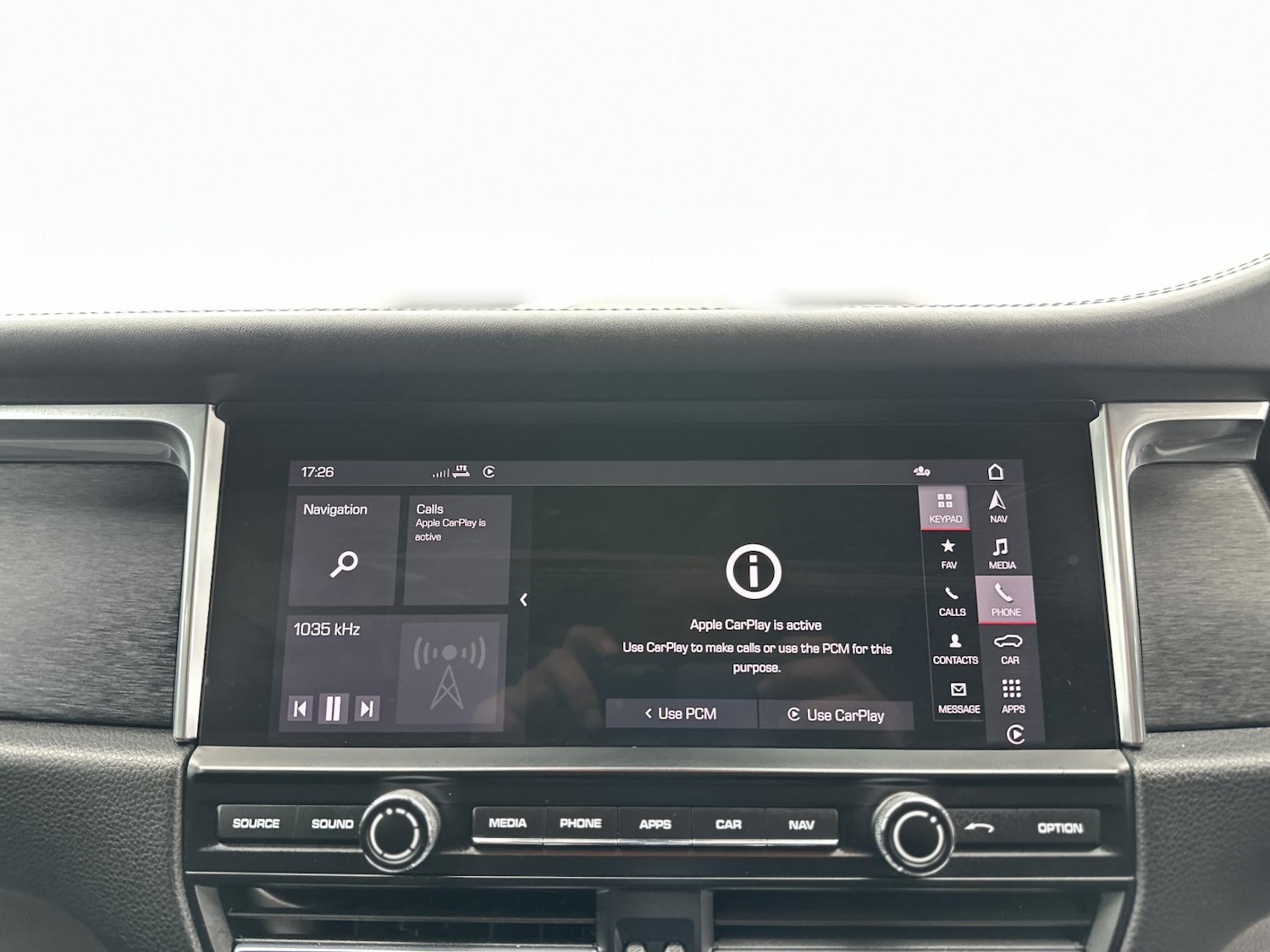 Used Porsche Macan 2020 for sale - 76452692: Photo 37