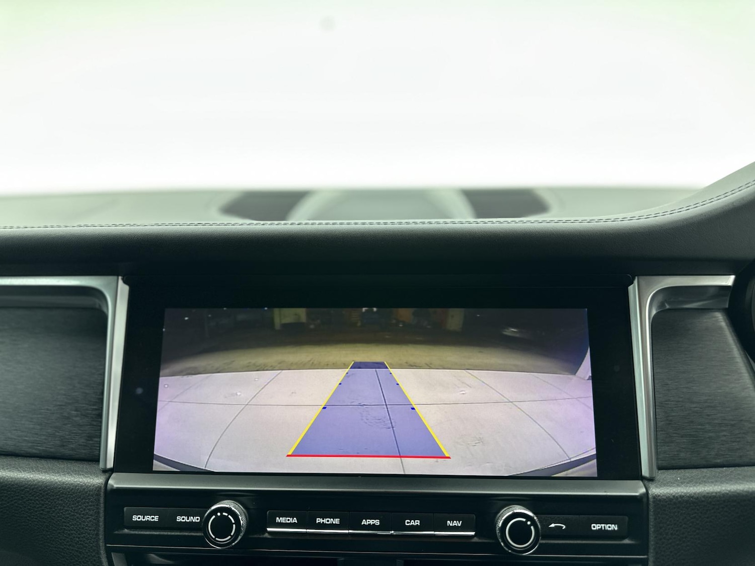 Used Porsche Macan 2020 for sale - 76452692: Photo 40