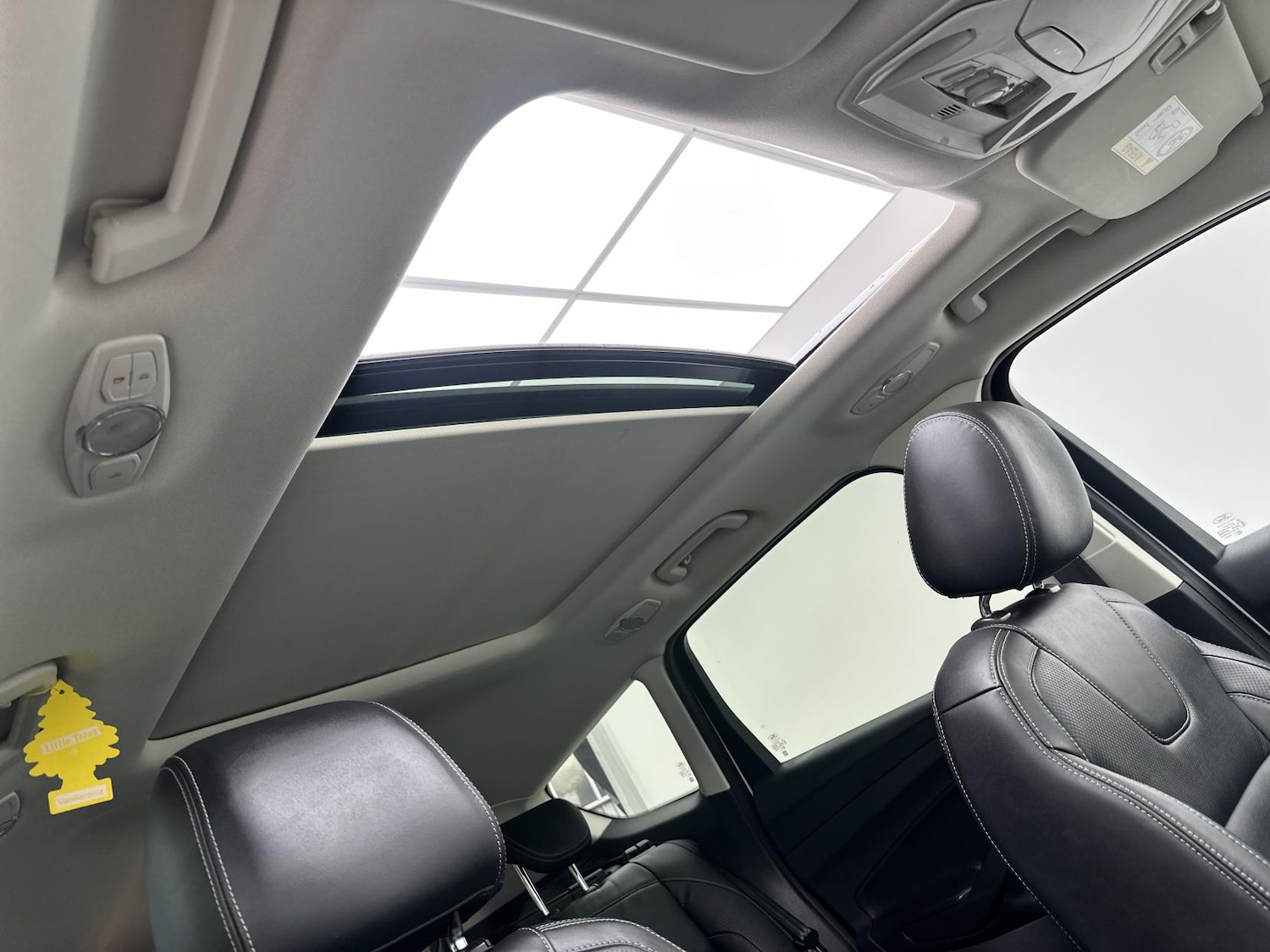 Used Ford Kuga 2015 for sale - 76174576: Photo 12