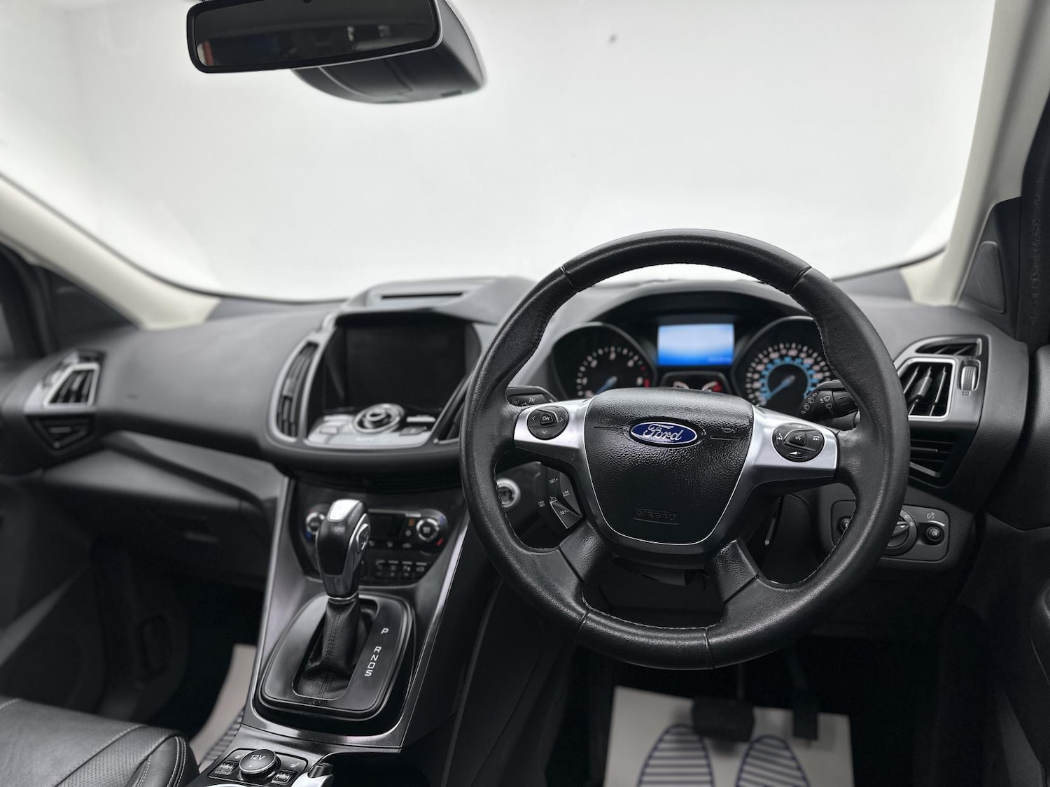 Used Ford Kuga 2015 for sale - 76174576: Photo 21