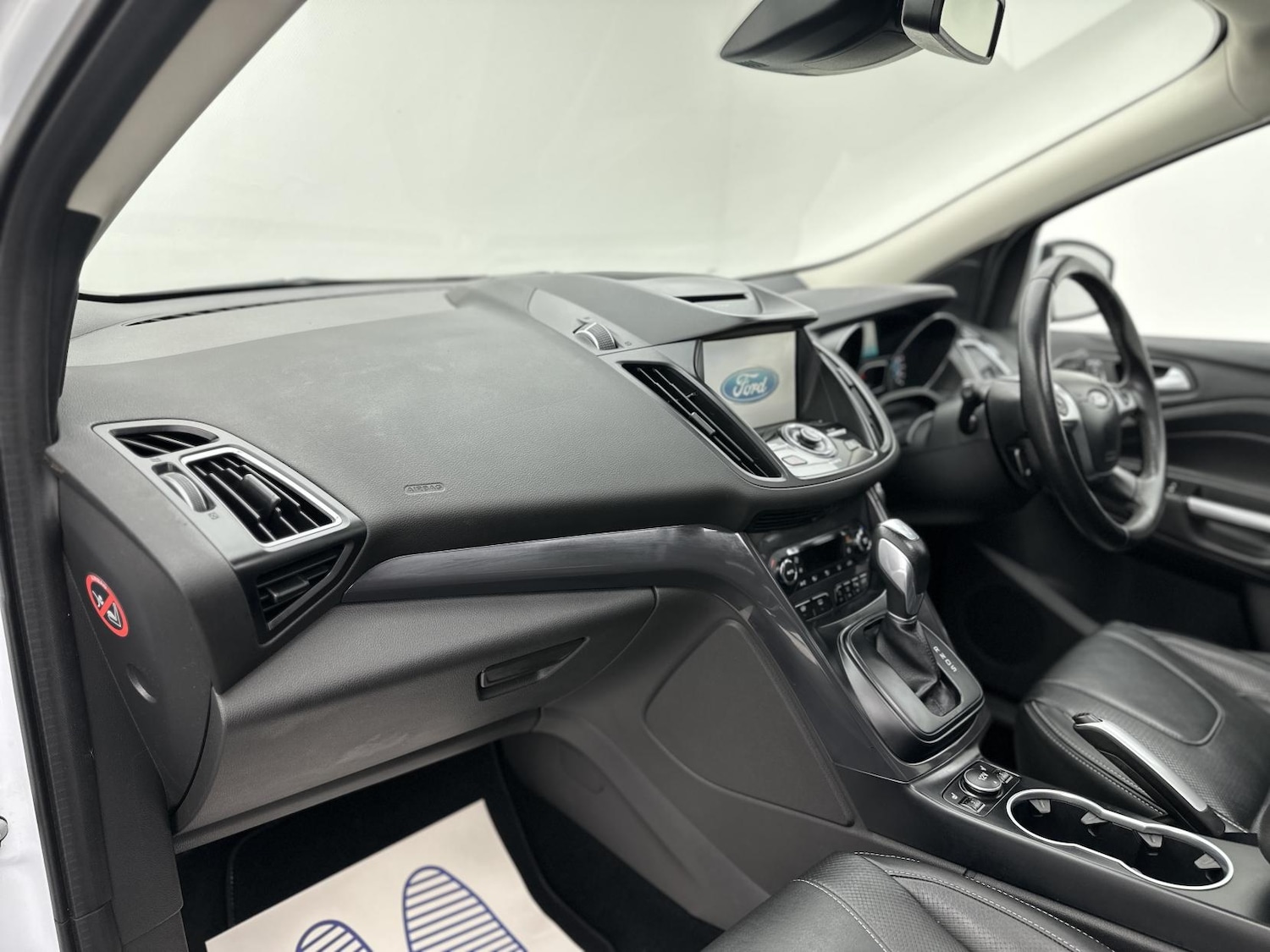 Used Ford Kuga 2015 for sale - 76174576: Photo 27