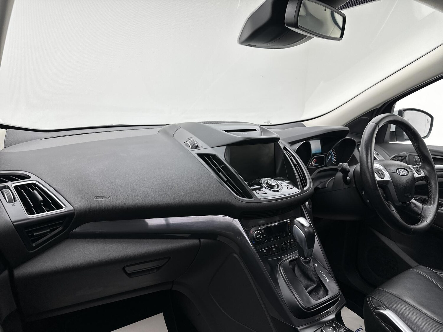 Used Ford Kuga 2015 for sale - 76174576: Photo 31