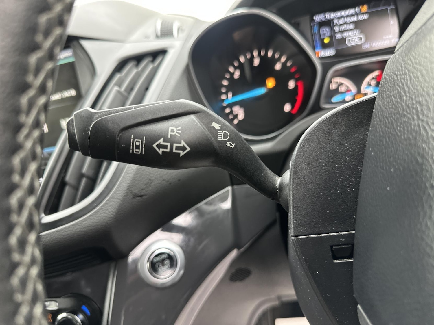 Used Ford Kuga 2015 for sale - 76174576: Photo 41