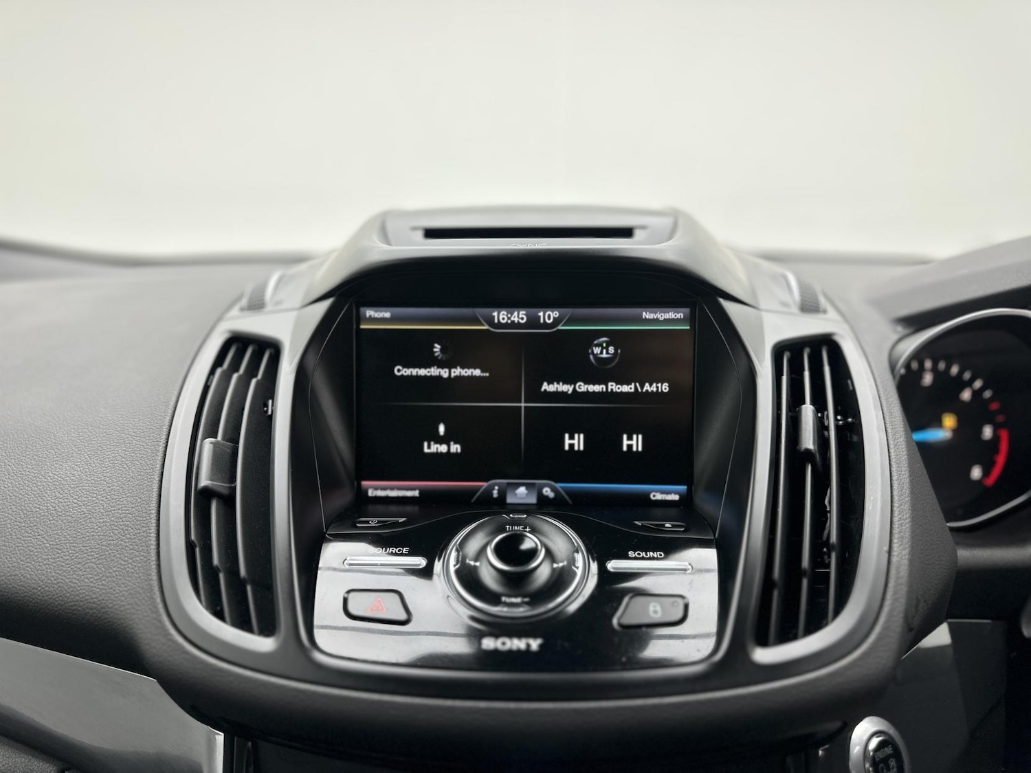 Used Ford Kuga 2015 for sale - 76174576: Photo 42