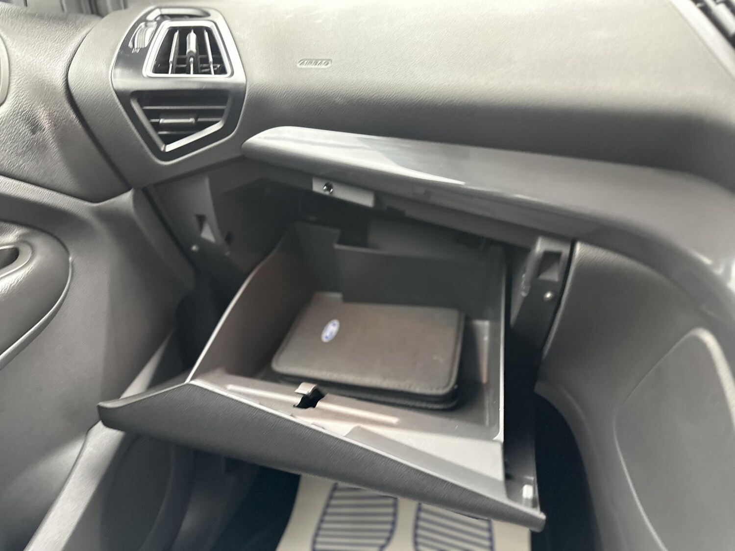 Used Ford Kuga 2015 for sale - 76174576: Photo 51