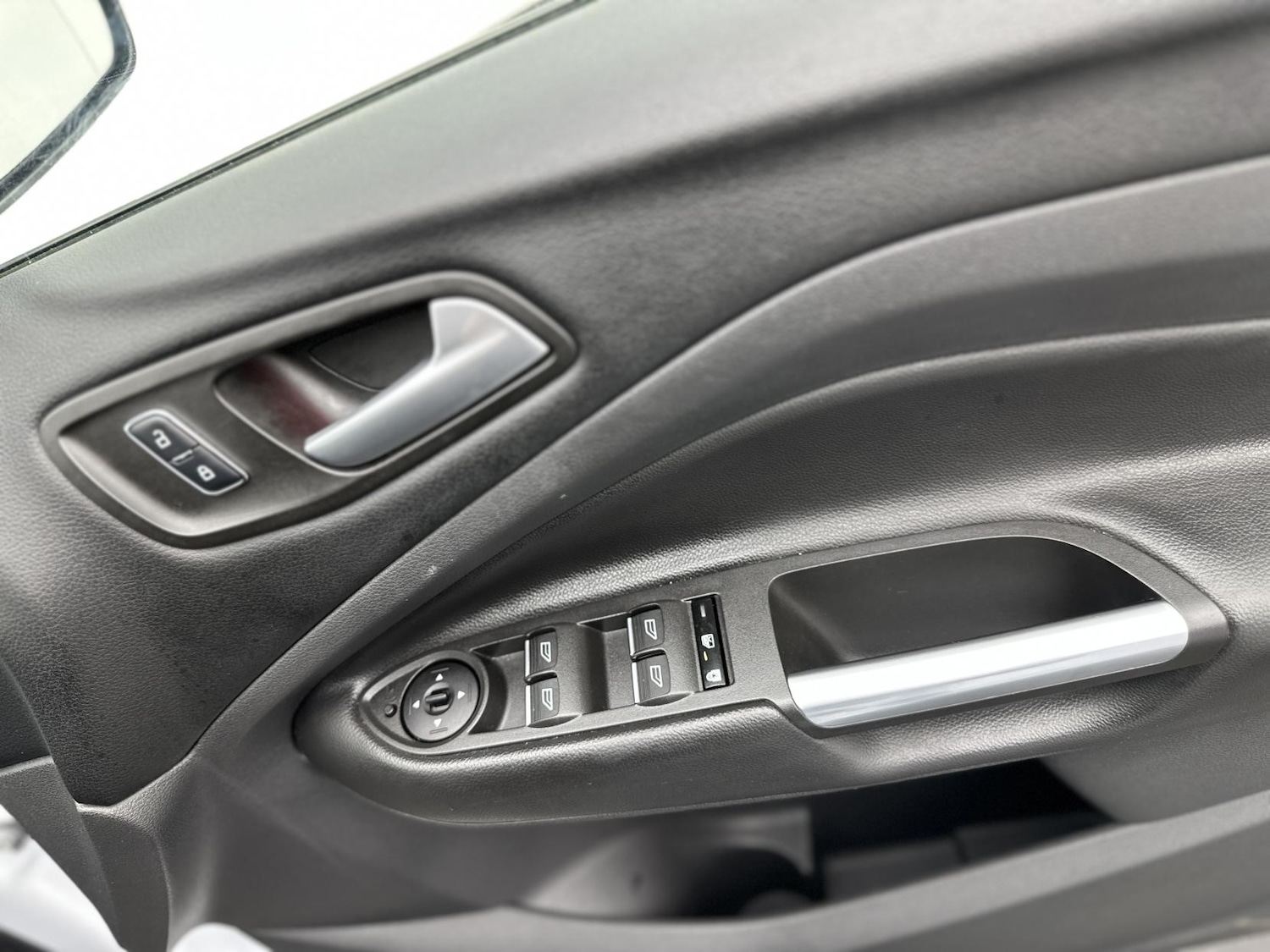 Used Ford Kuga 2015 for sale - 76174576: Photo 54
