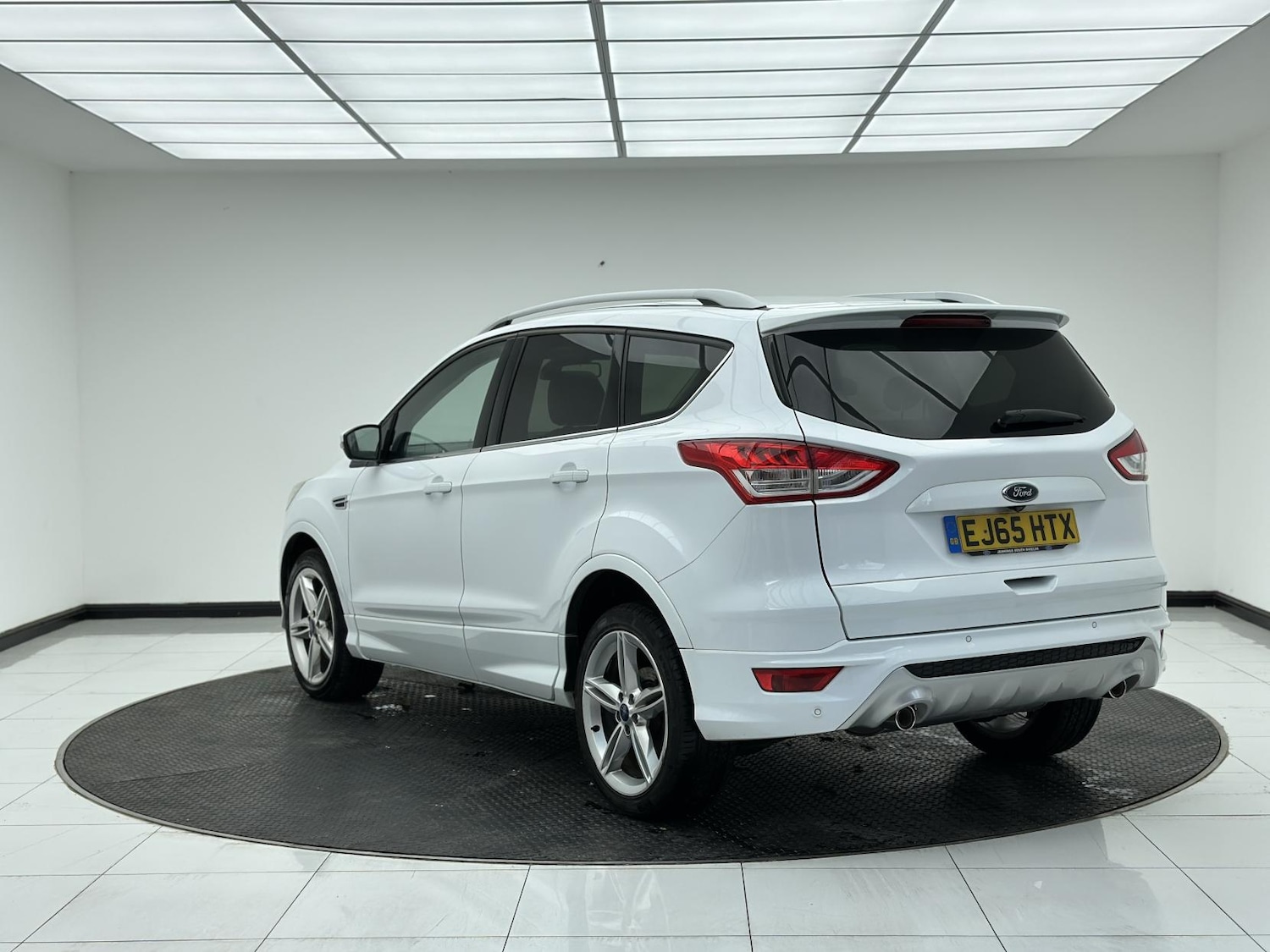 Used Ford Kuga 2015 for sale - 76174576: Photo 6