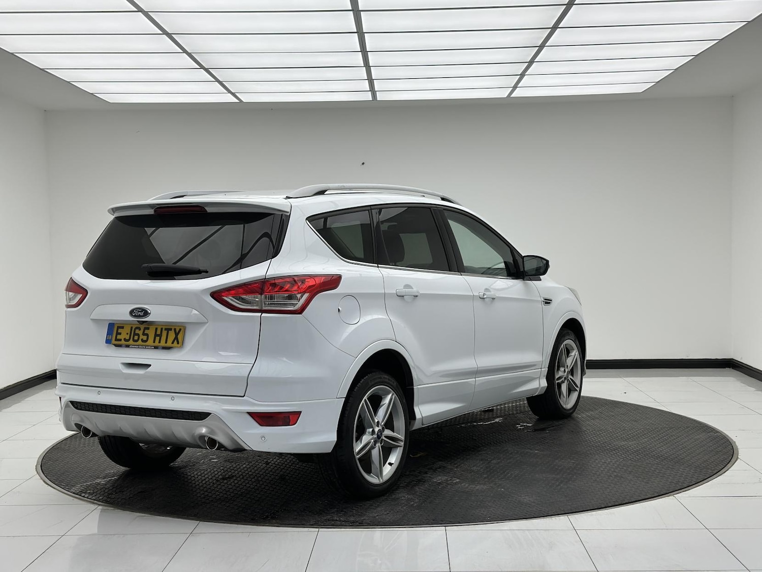 Used Ford Kuga 2015 for sale - 76174576: Photo 8
