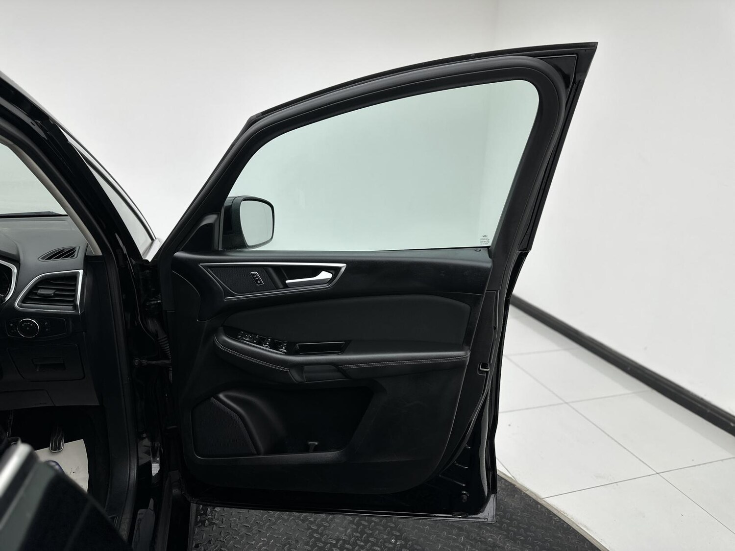 Used Ford S-Max 2017 for sale - 78180421: Photo 20