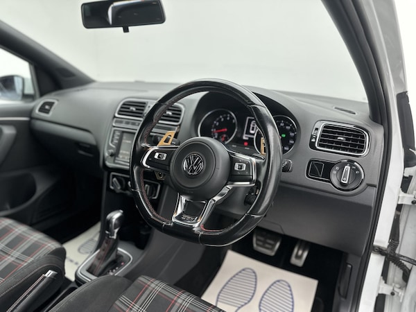 Used Volkswagen Polo 2016 for sale - 76031300: Photo 20
