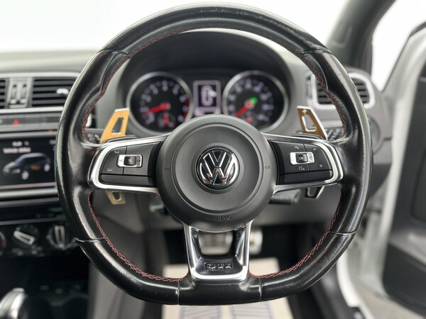 Used Volkswagen Polo 2016 for sale - 76031300: Photo 37