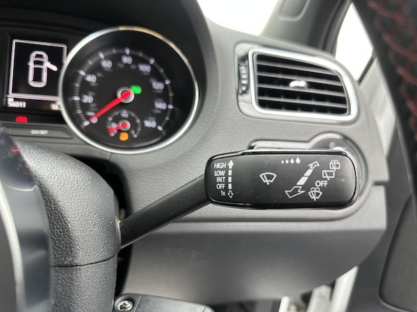 Used Volkswagen Polo 2016 for sale - 76031300: Photo 40