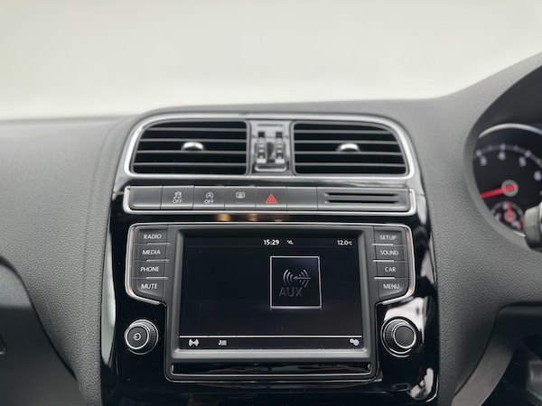Used Volkswagen Polo 2016 for sale - 76031300: Photo 42