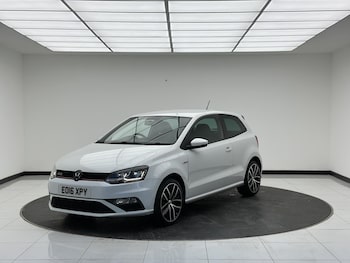 Used Volkswagen Polo 2016 for sale - 76031300: Photo