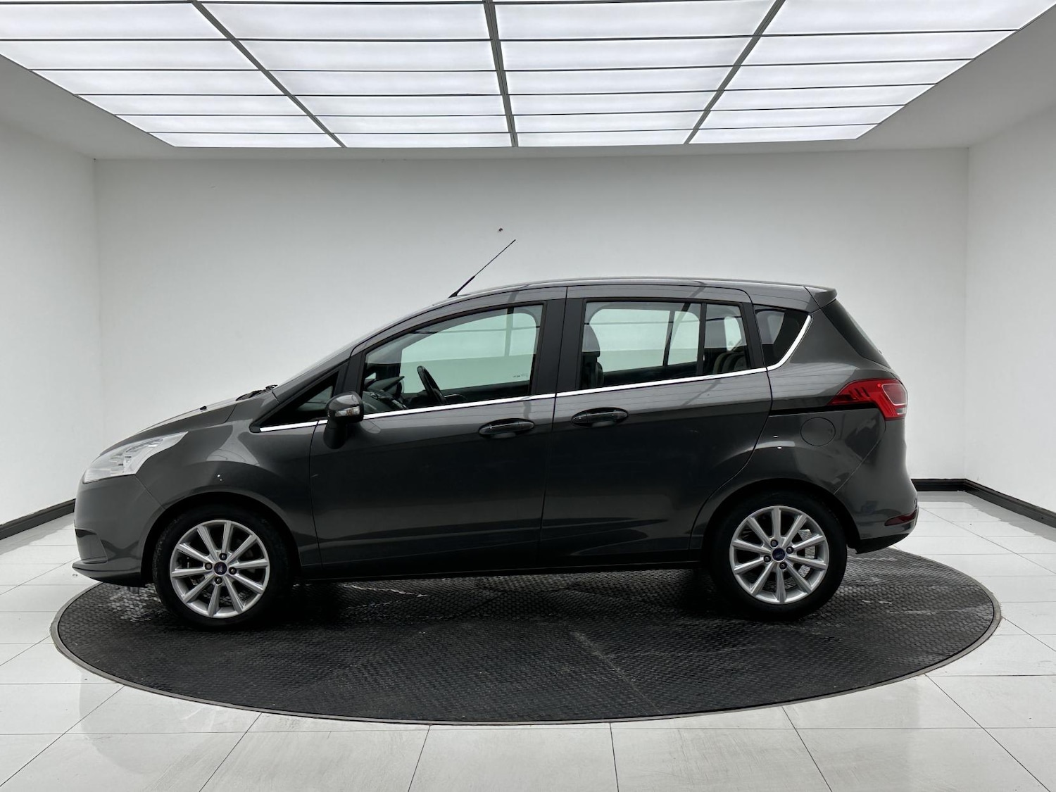 Used Ford B-MAX 2017 for sale - 76418689: Photo 4